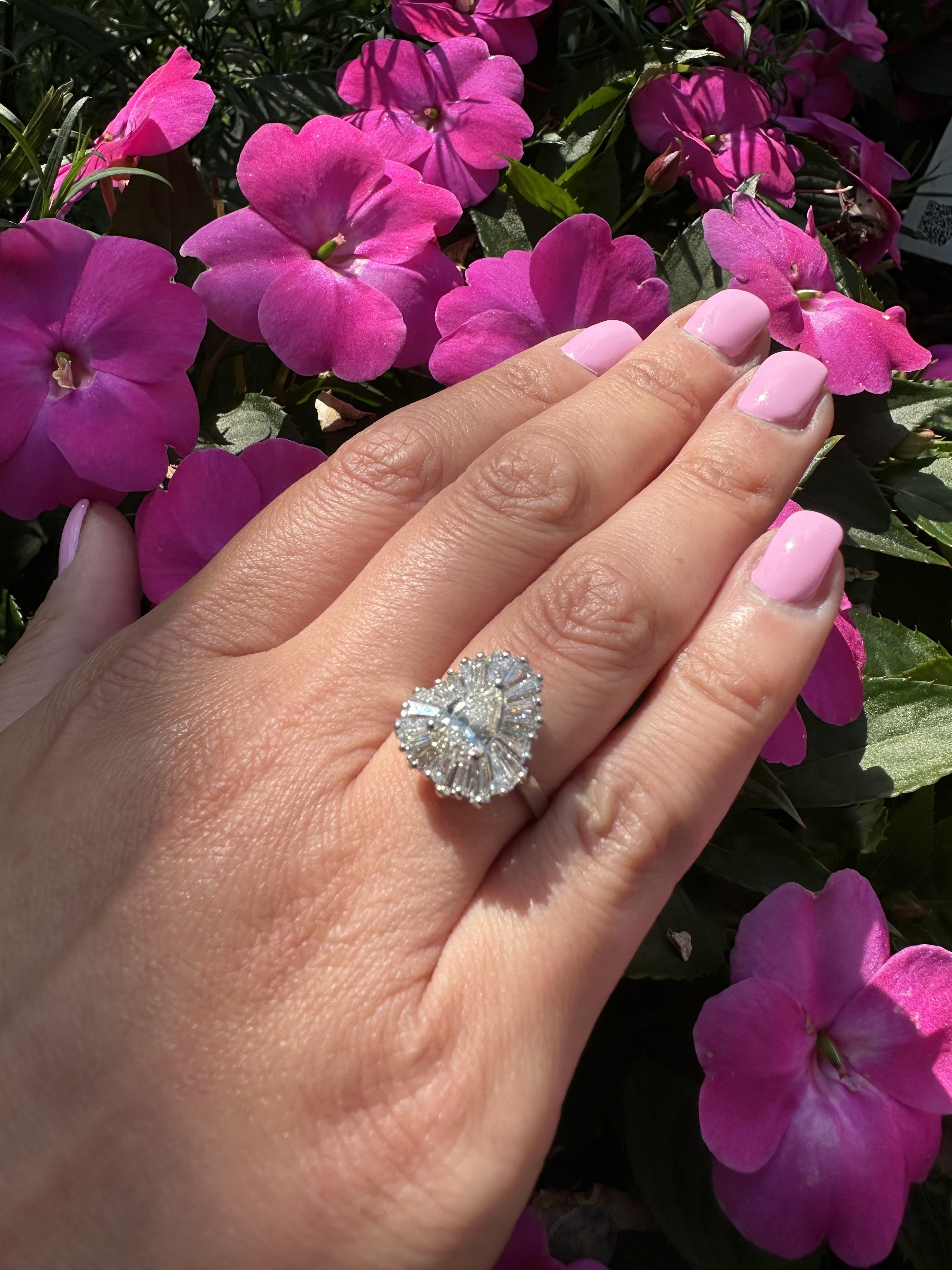 Women's Vintage Platinum 2.94ct Pear & Baguette Diamond Ballerina Ring-dant Ring Pendant For Sale