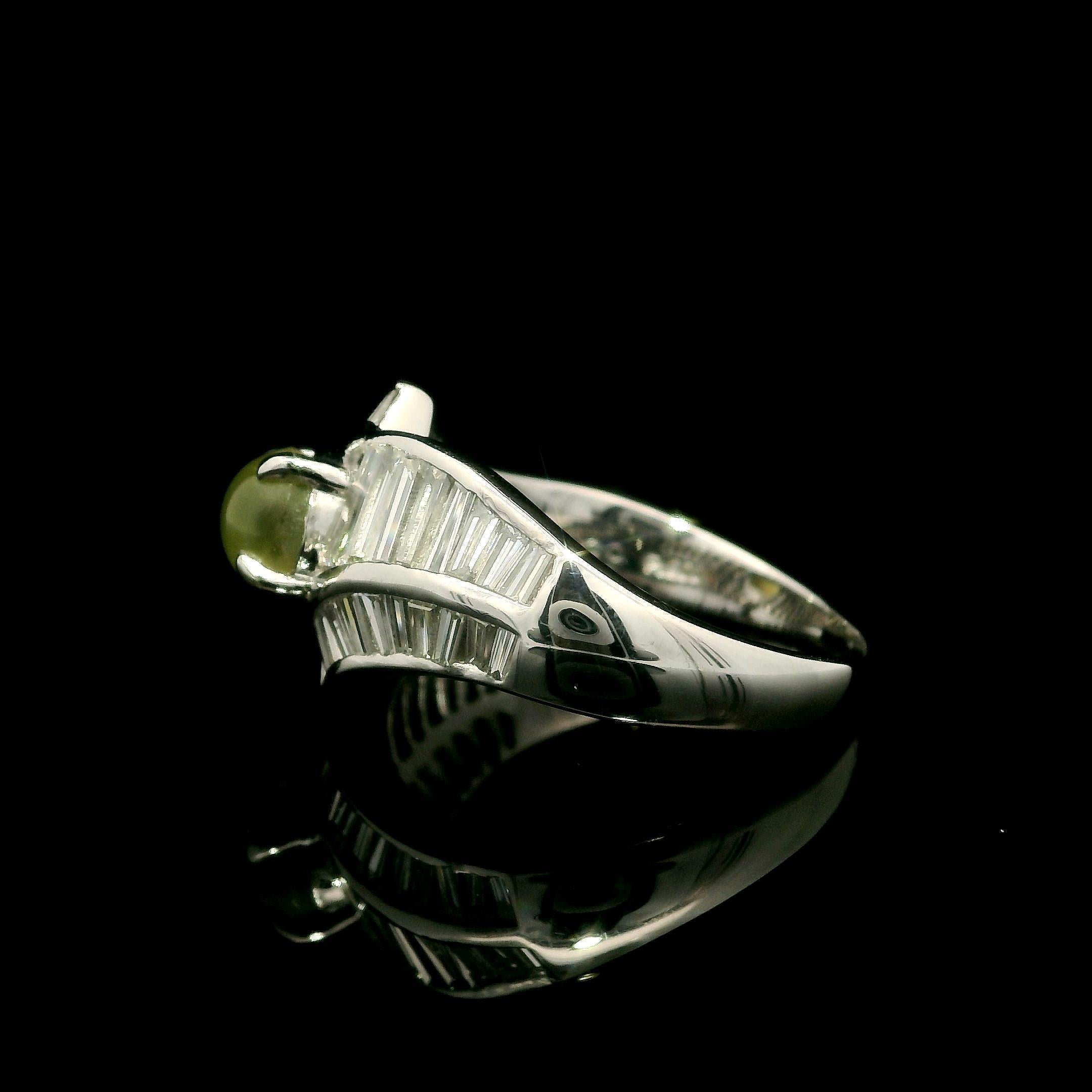 Anello vintage in platino con crisoberillo a occhio di gatto e diamanti baguette da 3,02 ct. in vendita 6