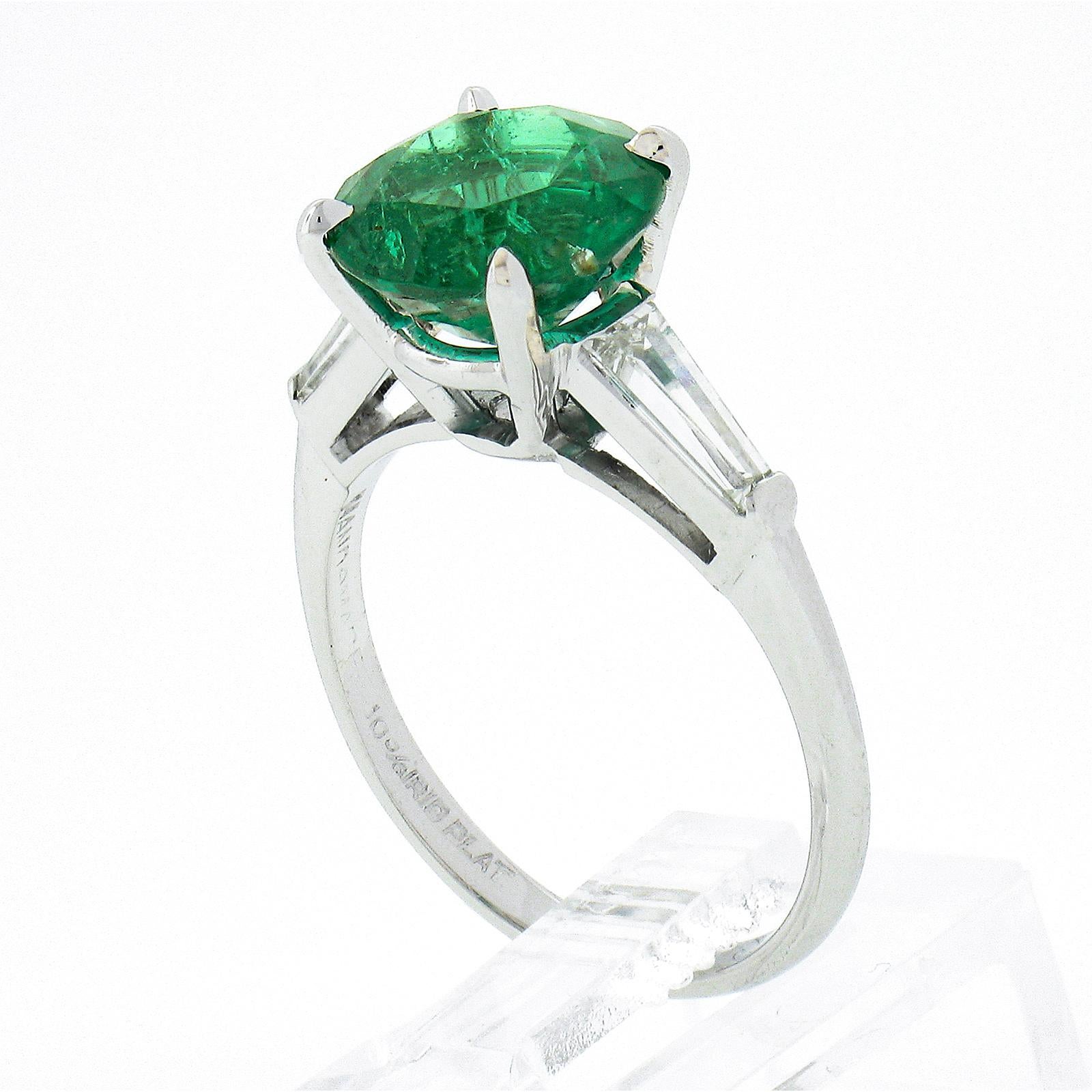 Vintage Platinum 3.04ctw GIA Round Brilliant Green Emerald Baguette Diamond Ring For Sale 2