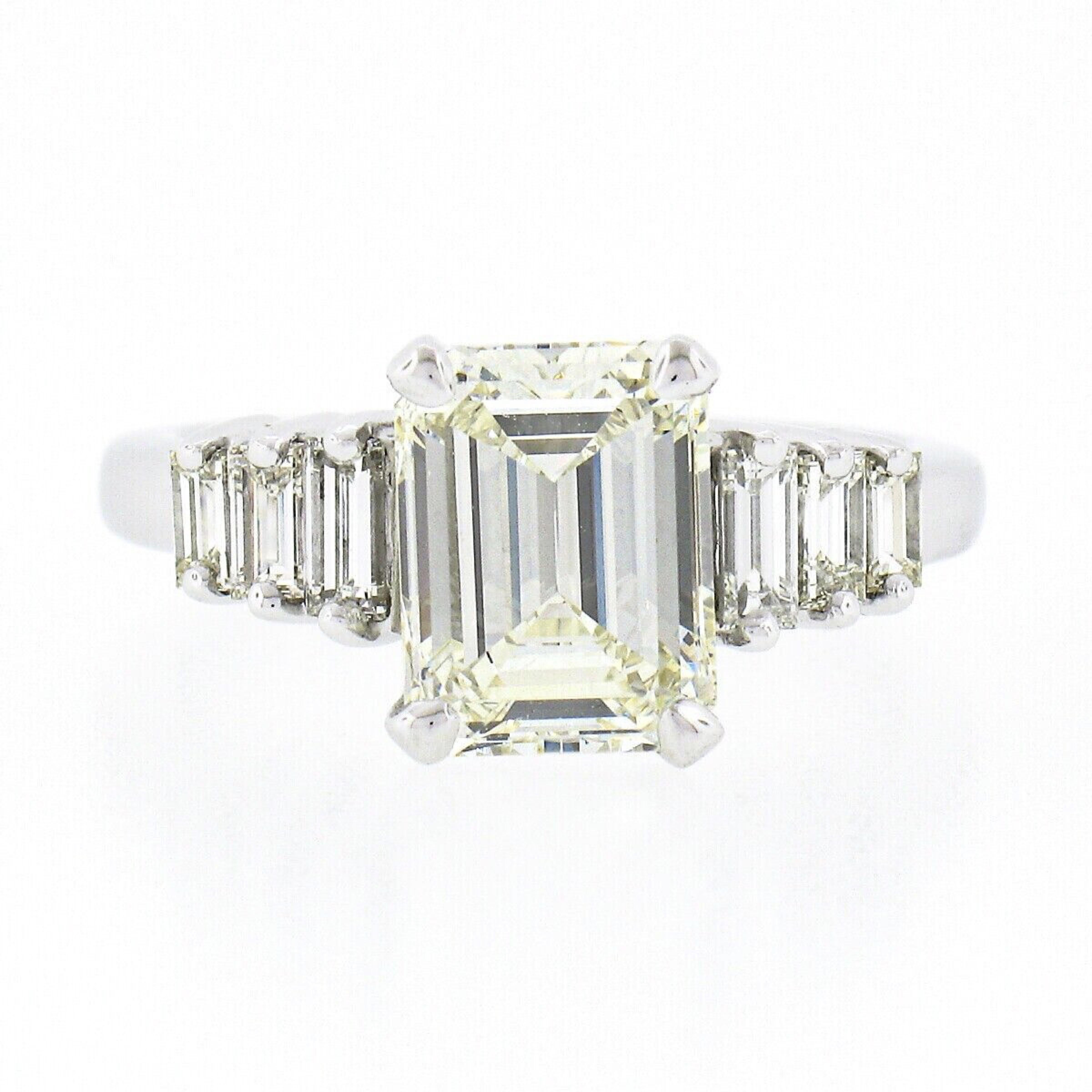Amazing Emerald Cut Diamond With Baguettes Gallery