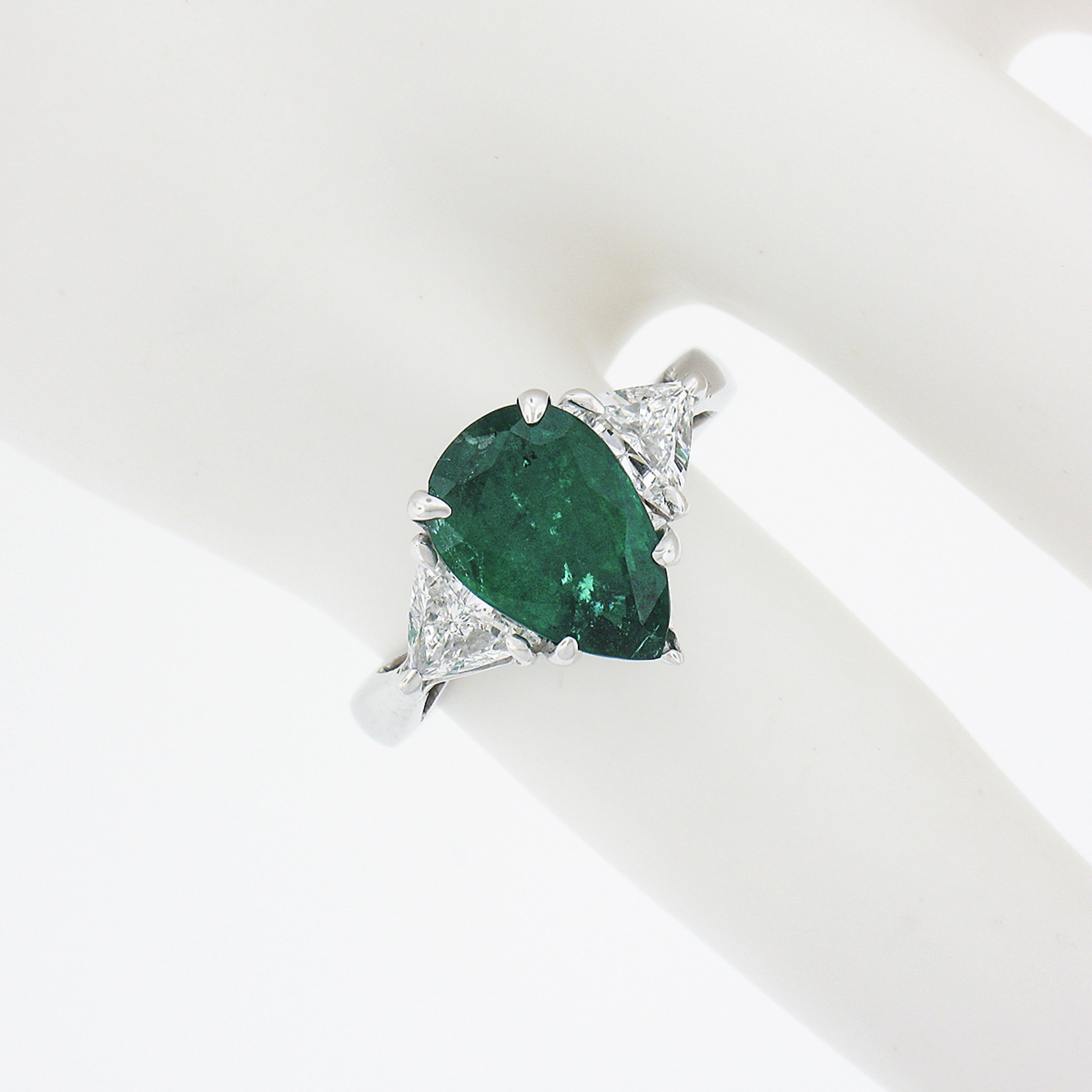 Women's Vintage Platinum 3.18ctw GIA Pear Green Emerald w/ Trillion Diamond 3 Stone Ring For Sale