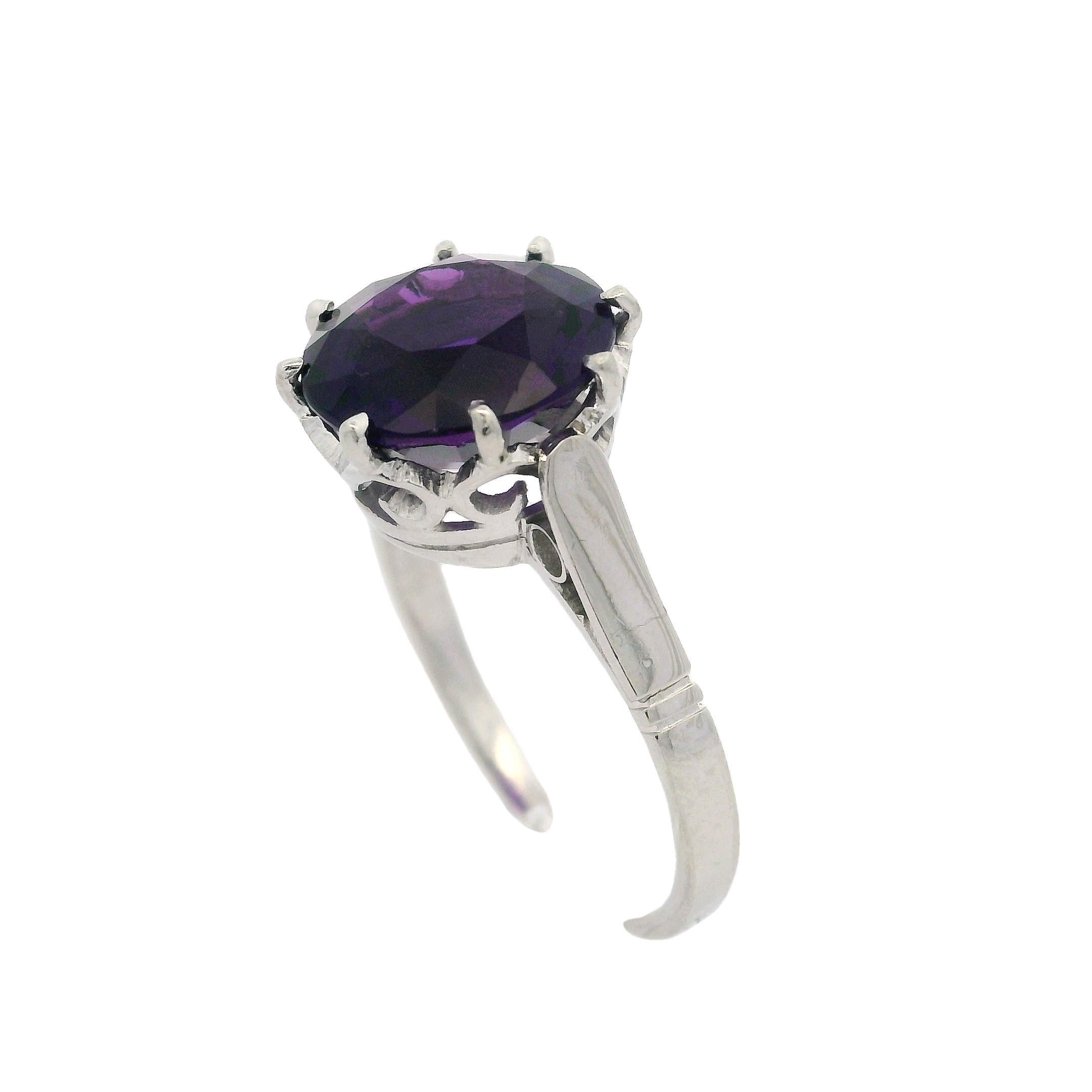 Platin 3,25 Karat tiefer königlicher lila runder Amethyst Solitär Ring Vintage (Rundschliff) im Angebot