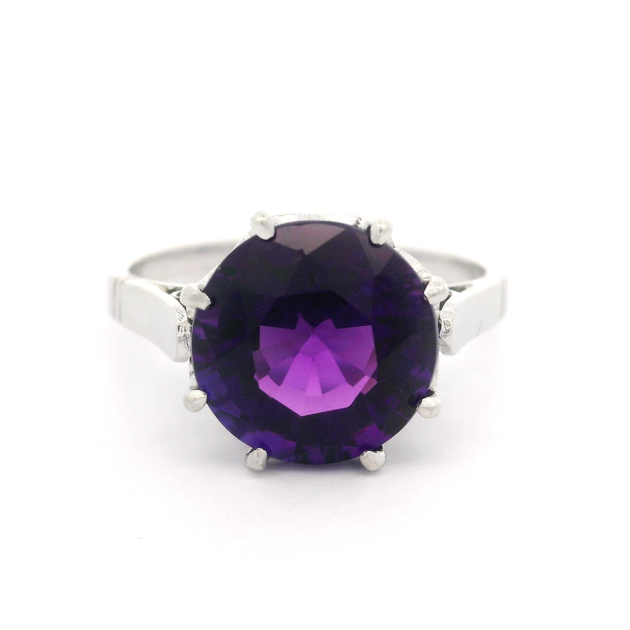 Platin 3,25 Karat tiefer königlicher lila runder Amethyst Solitär Ring Vintage im Zustand „Hervorragend“ im Angebot in Montclair, NJ