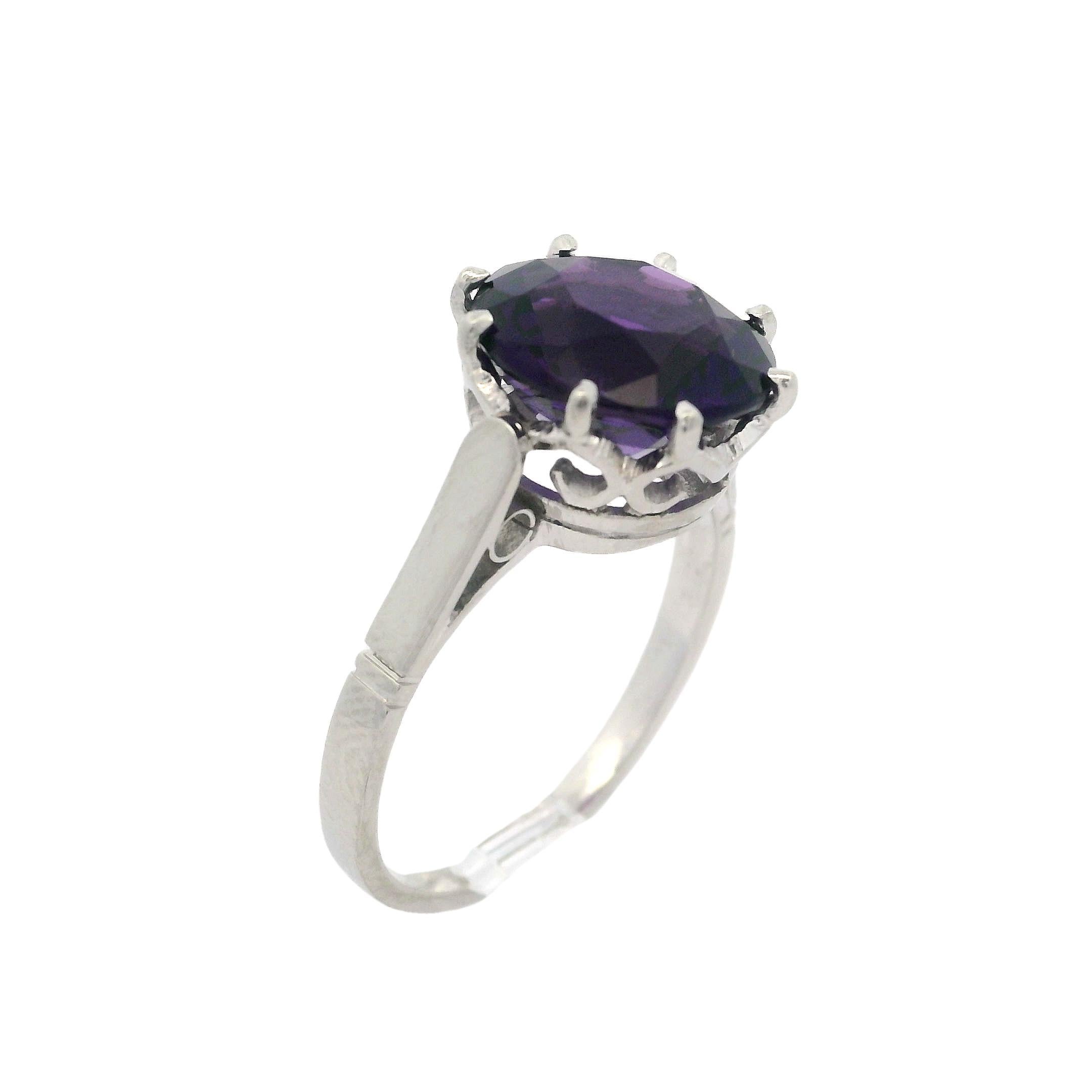 Platin 3,25 Karat tiefer königlicher lila runder Amethyst Solitär Ring Vintage im Angebot 4