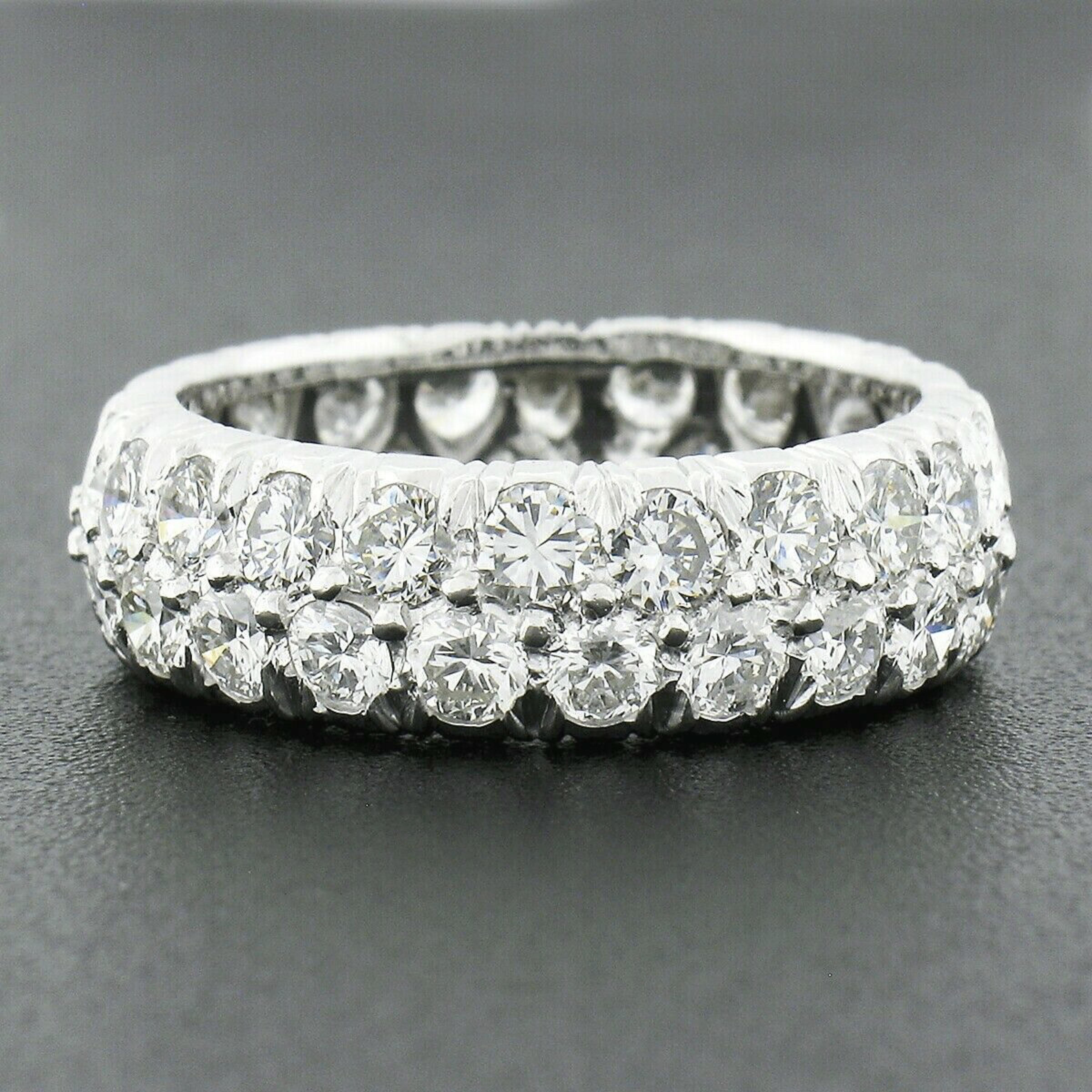Vintage Platinum 3.50ctw Two Row Round Pave Diamond Eternity Wedding Band Ring In Good Condition For Sale In Montclair, NJ