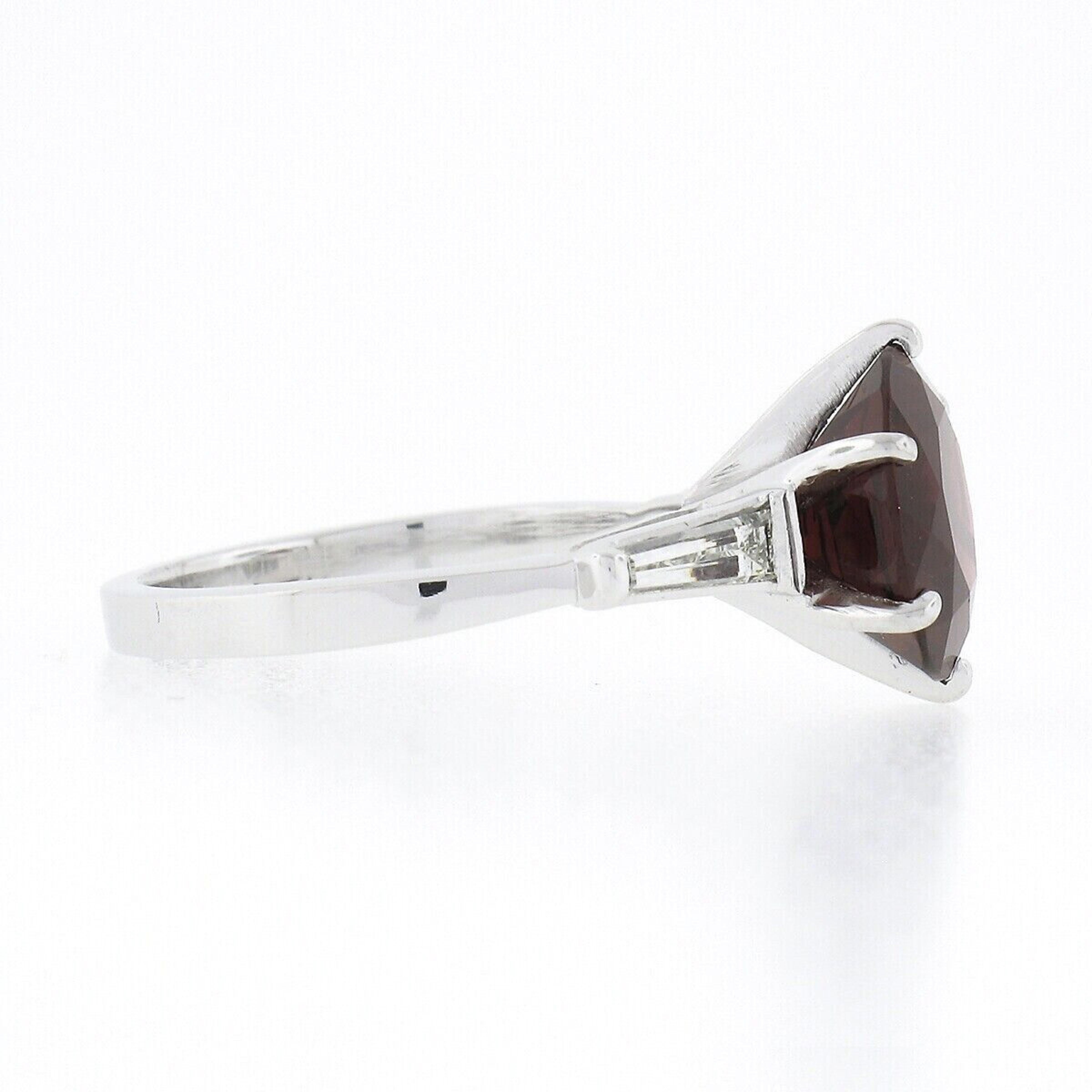 Vintage Platinum 4.29ctw Round Garnet Baguette Diamond Solitaire Engagement Ring In Excellent Condition For Sale In Montclair, NJ