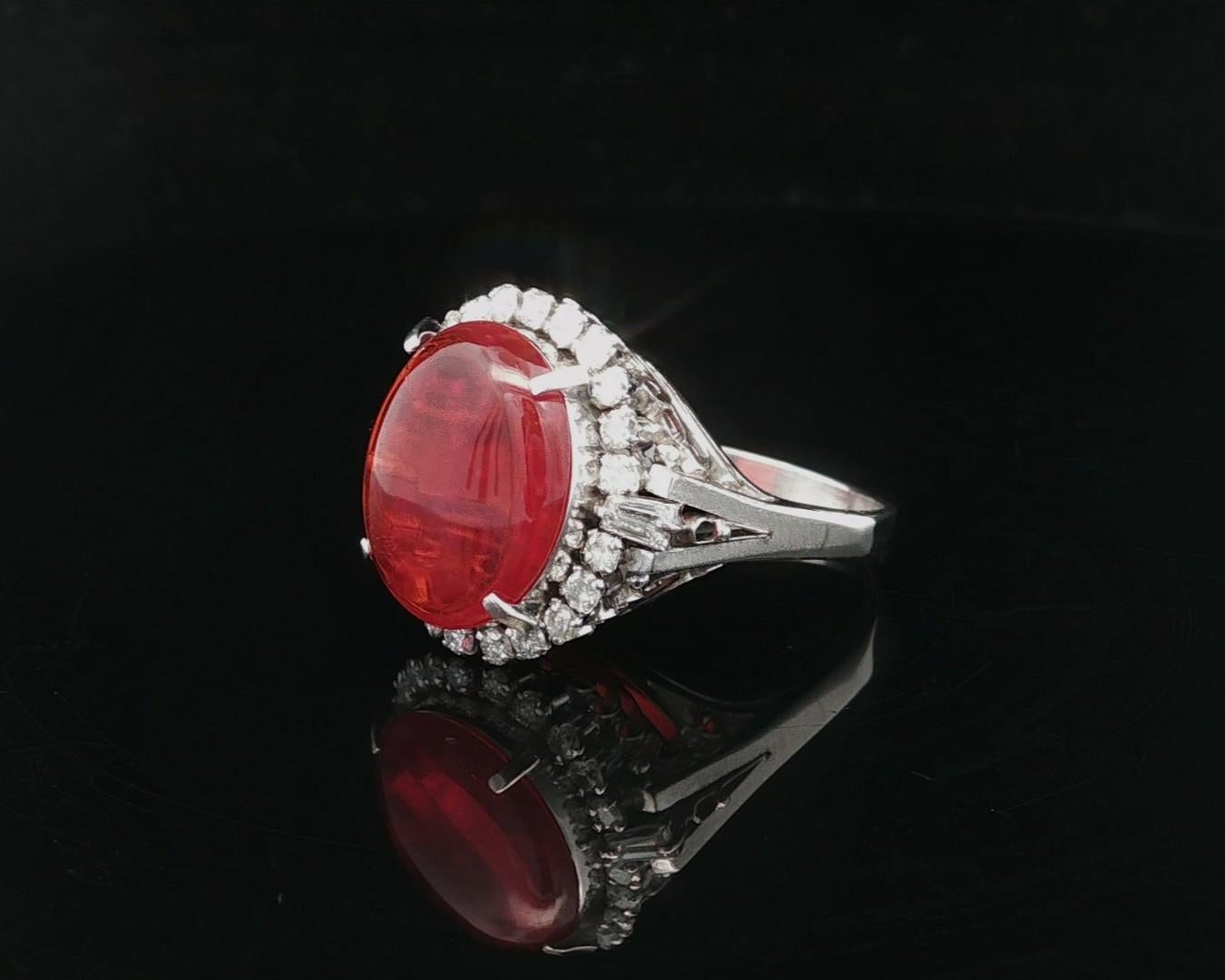 Anello vintage in platino da 4,85 carati con opale di fuoco arancione intenso e diamanti a raggiera in vendita 9