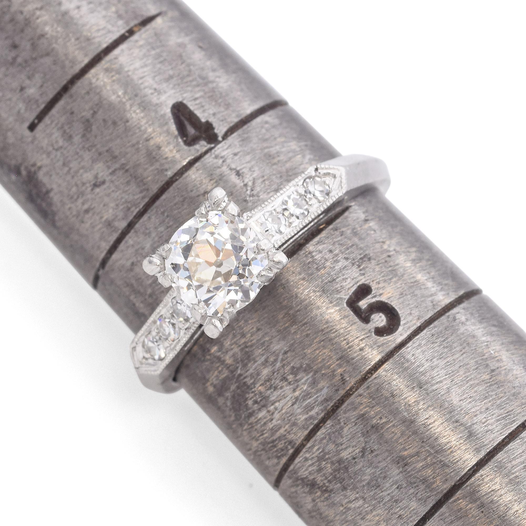 Vintage Platin .60ct Old European Cut Diamant Verlobungsring im Angebot 4