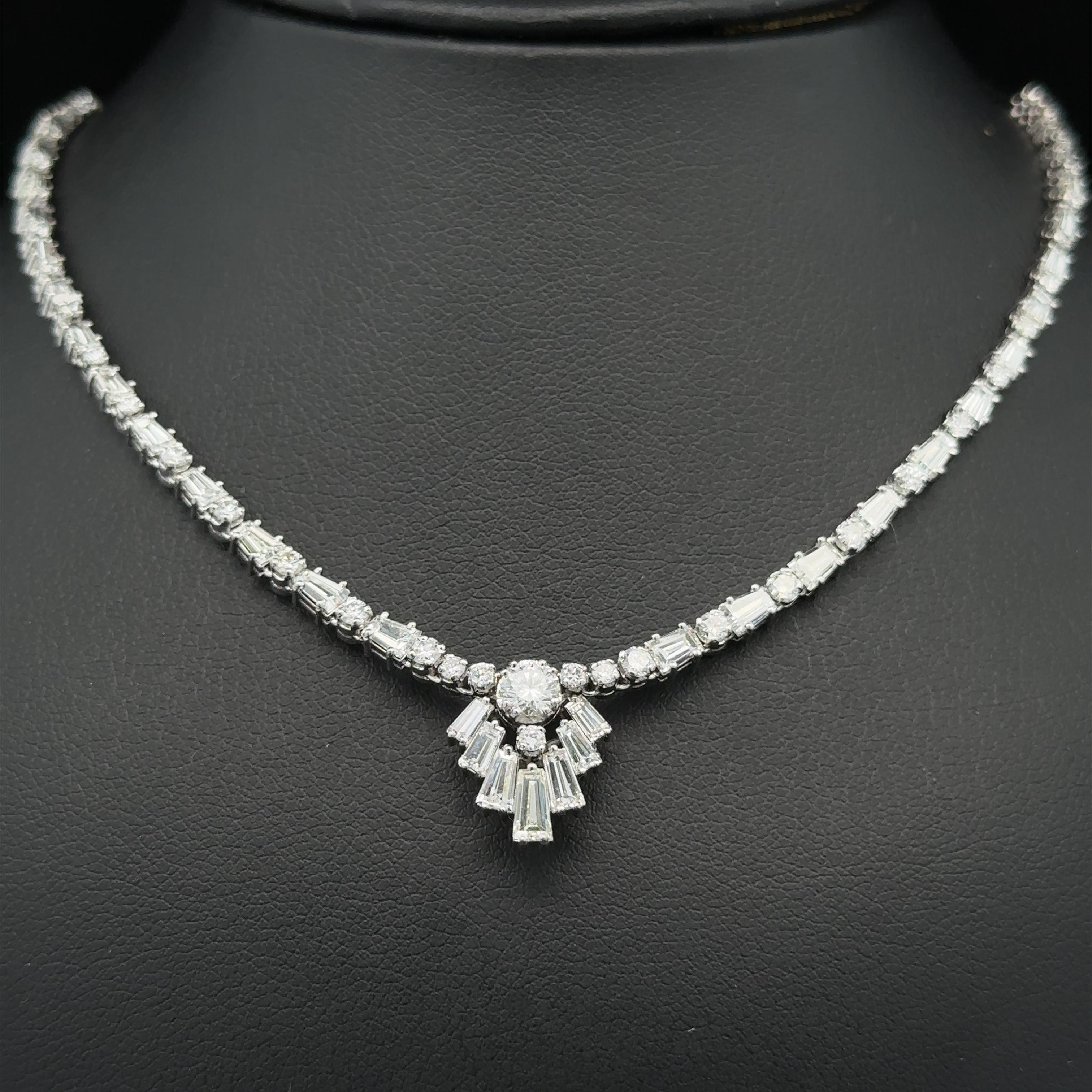 Vintage Platin 8ctw GIA Rubin & Diamant Enhancer Anhänger verstellbare Halskette (Kissenschliff) im Angebot