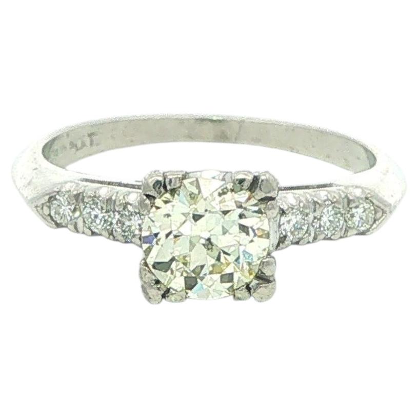 Vintage Platin .94ctw feuriger Brillant alter Diamant Solitär Verlobungsring im Angebot