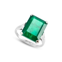 Vintage Platinum 9.77ctw Gia Green Emerald Diamond Three Stone Cocktail Ring