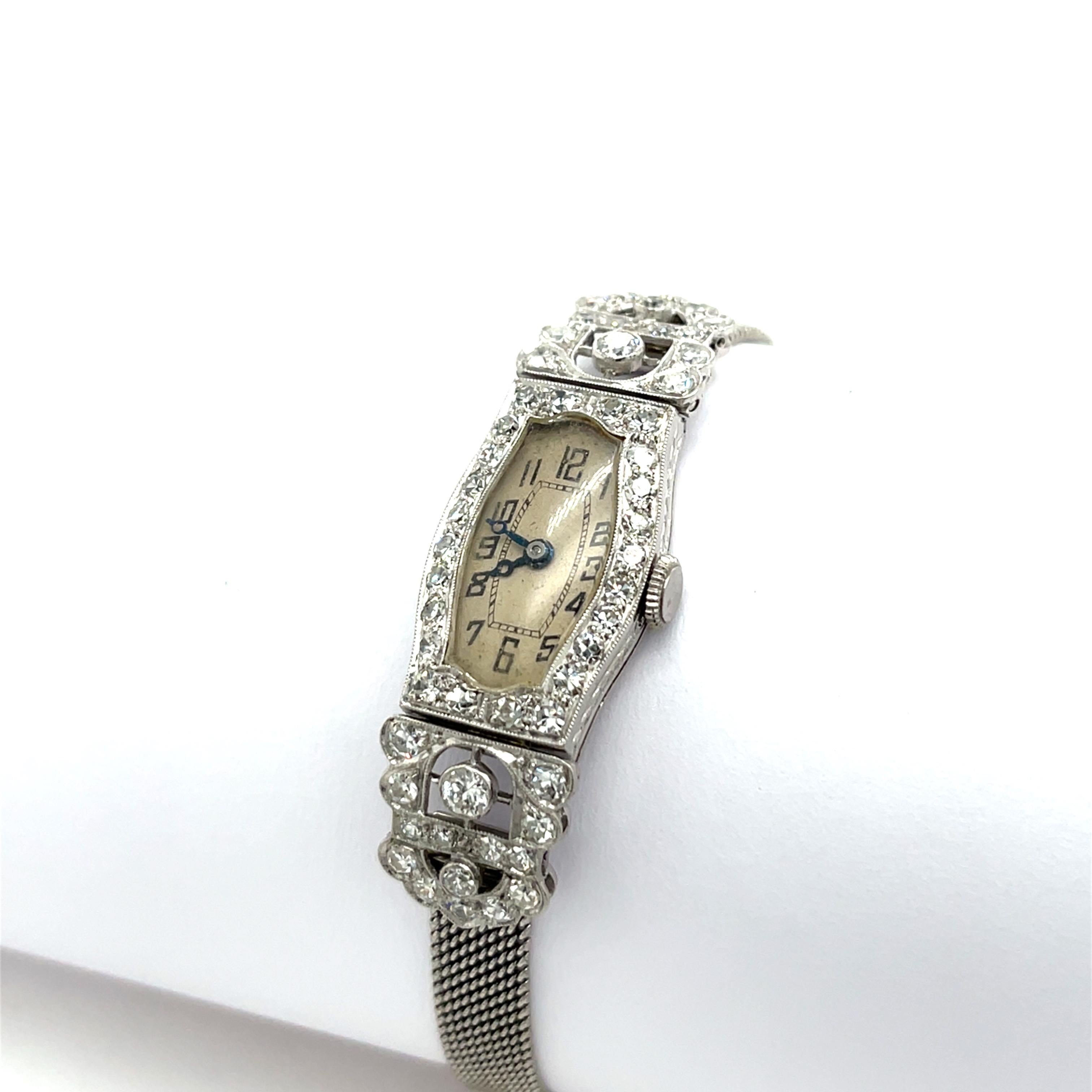 Montre Vintage pour dames en platine et or blanc 9ct avec diamants 3