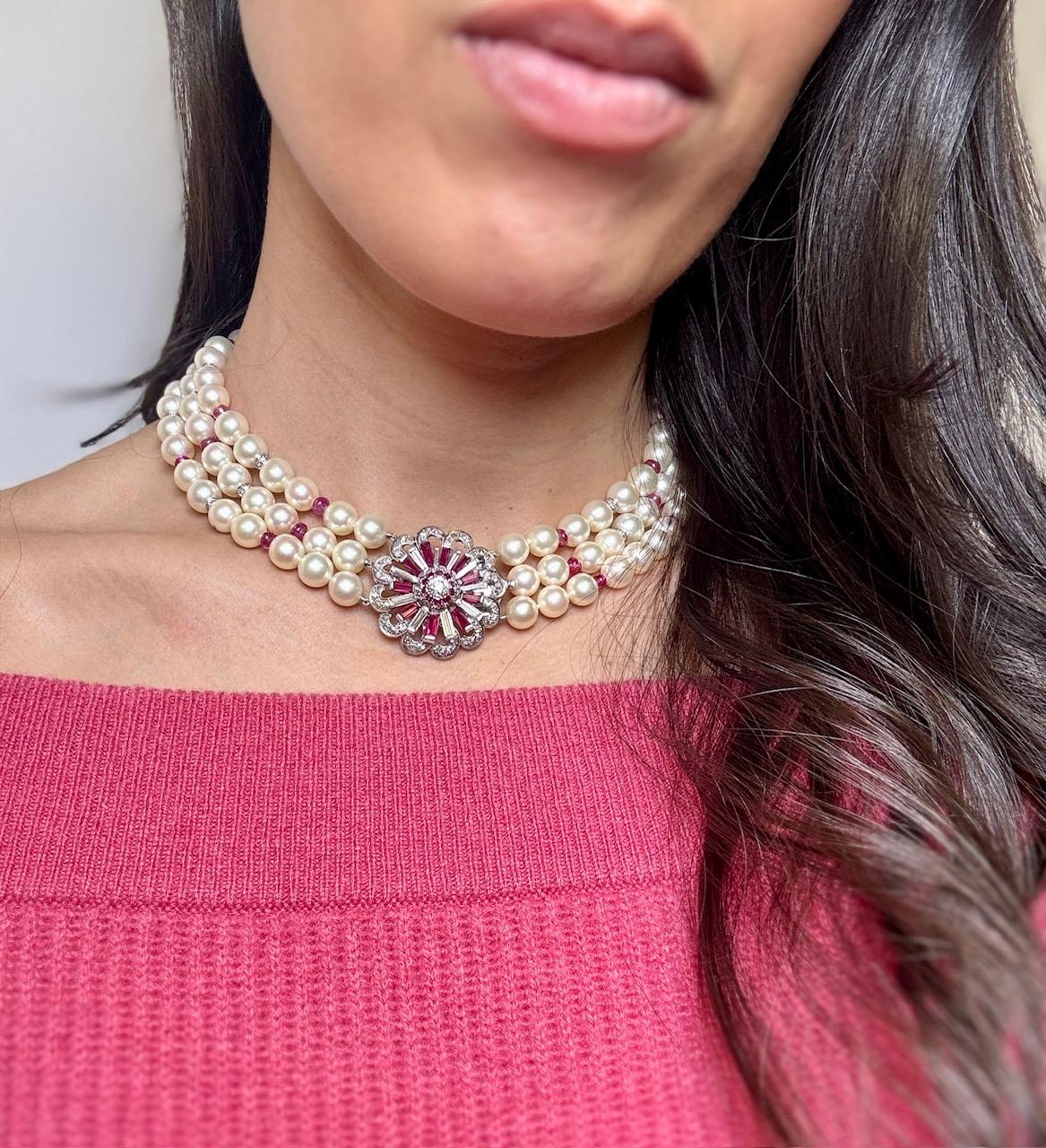 Vintage Platinum and 14K Gold Pearl Necklace with Ruby and Diamond Floral Clasp For Sale 5