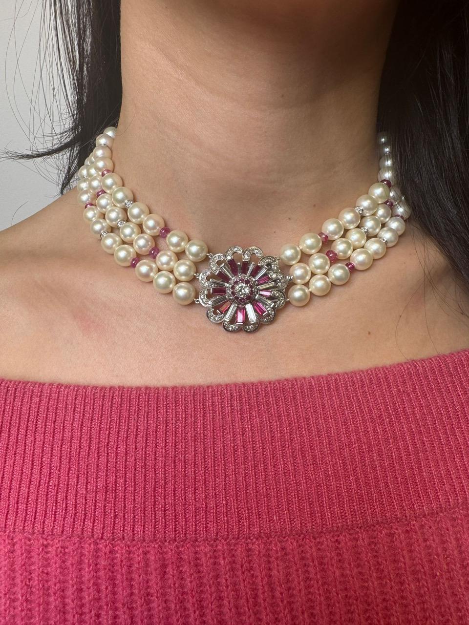 Vintage Platinum and 14K Gold Pearl Necklace with Ruby and Diamond Floral Clasp For Sale 6