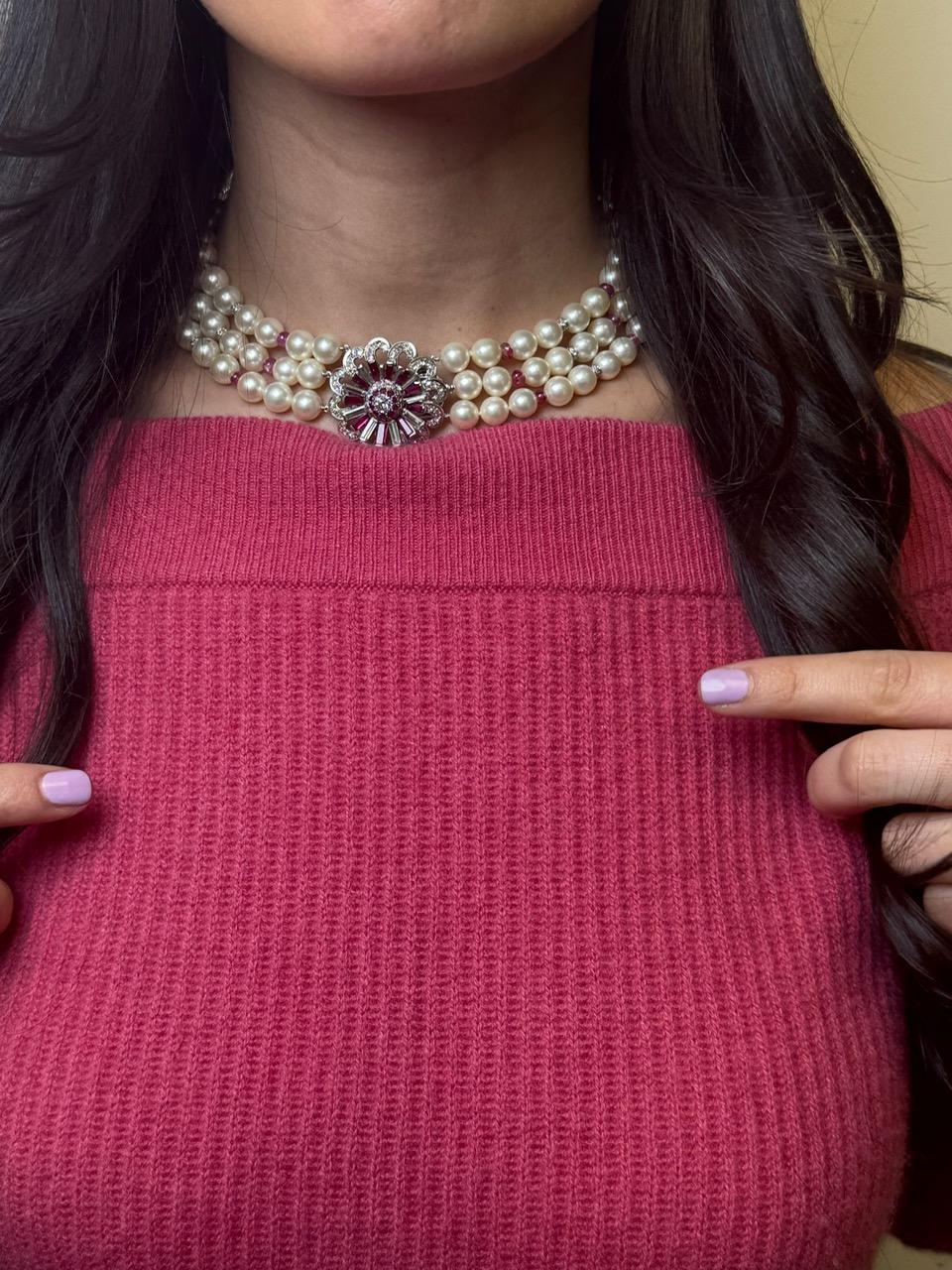 Brilliant Cut Vintage Platinum and 14K Gold Pearl Necklace with Ruby and Diamond Floral Clasp For Sale