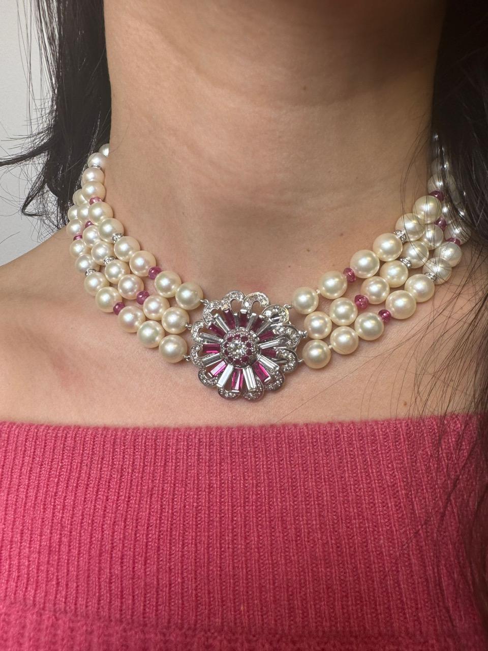 Women's or Men's Vintage Platinum and 14K Gold Pearl Necklace with Ruby and Diamond Floral Clasp For Sale