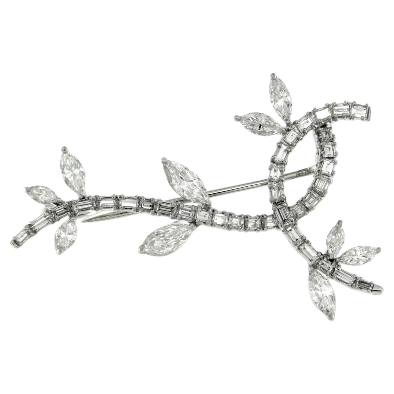 Vintage Platinum and Diamond Brooch For Sale at 1stDibs