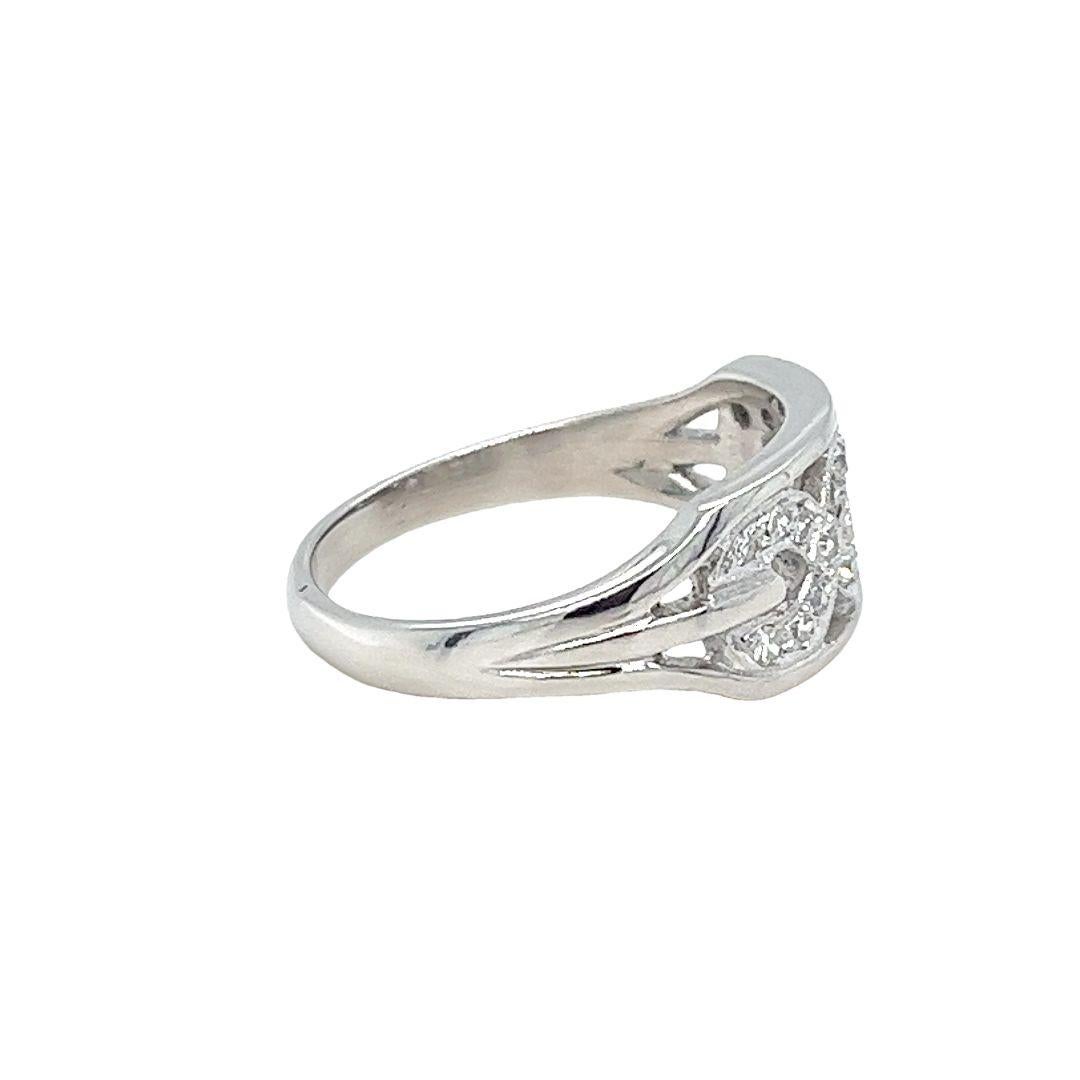 Breites Vintage-Ring aus Platin und Diamanten mit Ausschnitt im Cut Out-Design (Einfacher Schliff) im Angebot