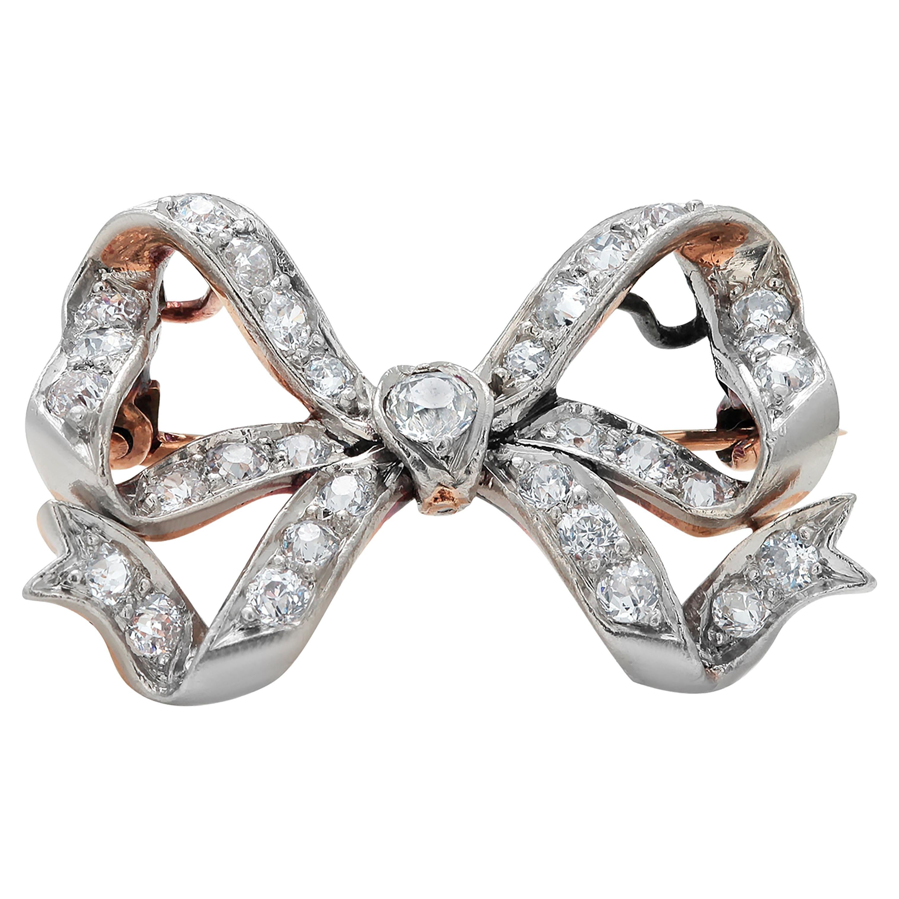 Vintage Classic Set Old Mine Diamonds Bow Brooch in Platinum and Gold 