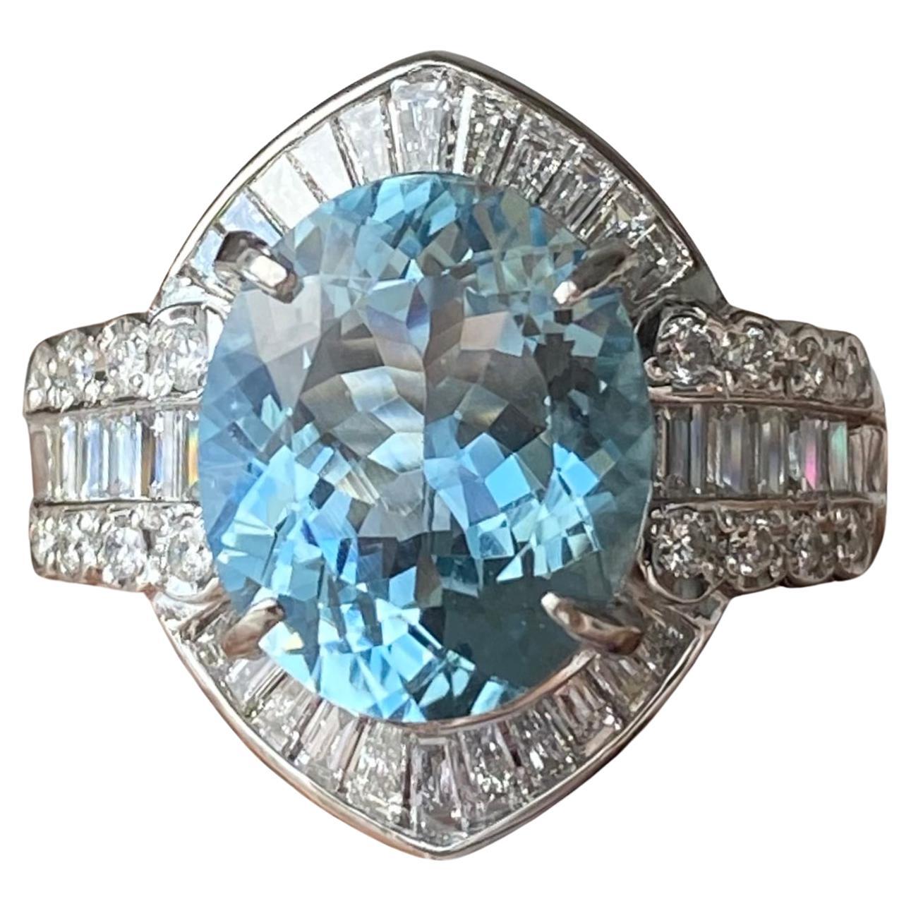 Platin-Ring mit Aquamarin und Diamant im Angebot