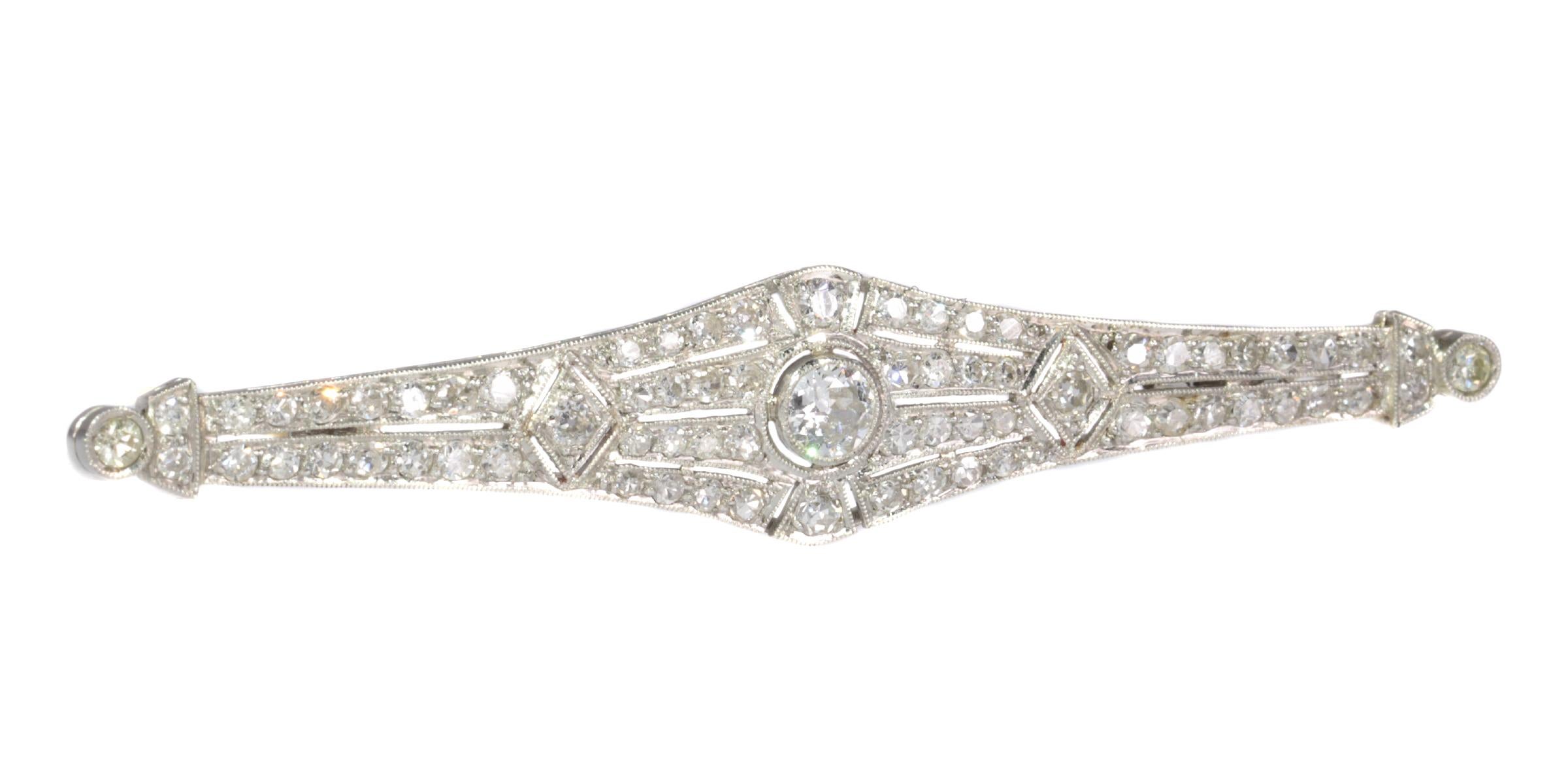 Women's or Men's Vintage Platinum Art Deco Diamond Bar Brooch with 71 Diamonds, 1930s For Sale