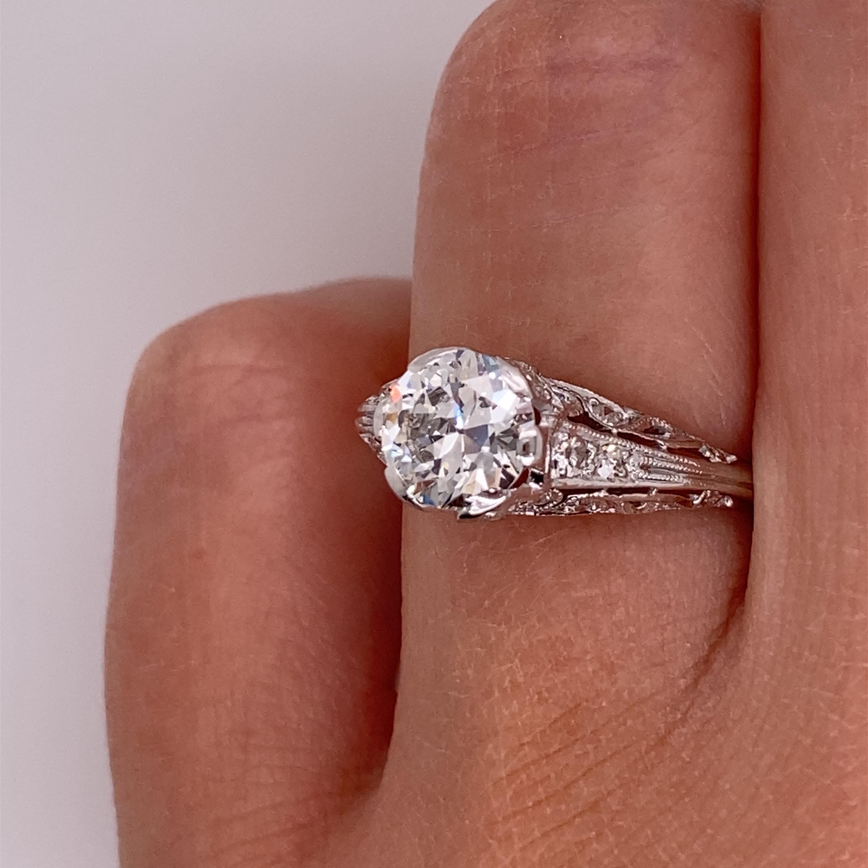 Vintage Platinum Art Deco Diamond Engagement Filigree Ring 1.00 Carat 4