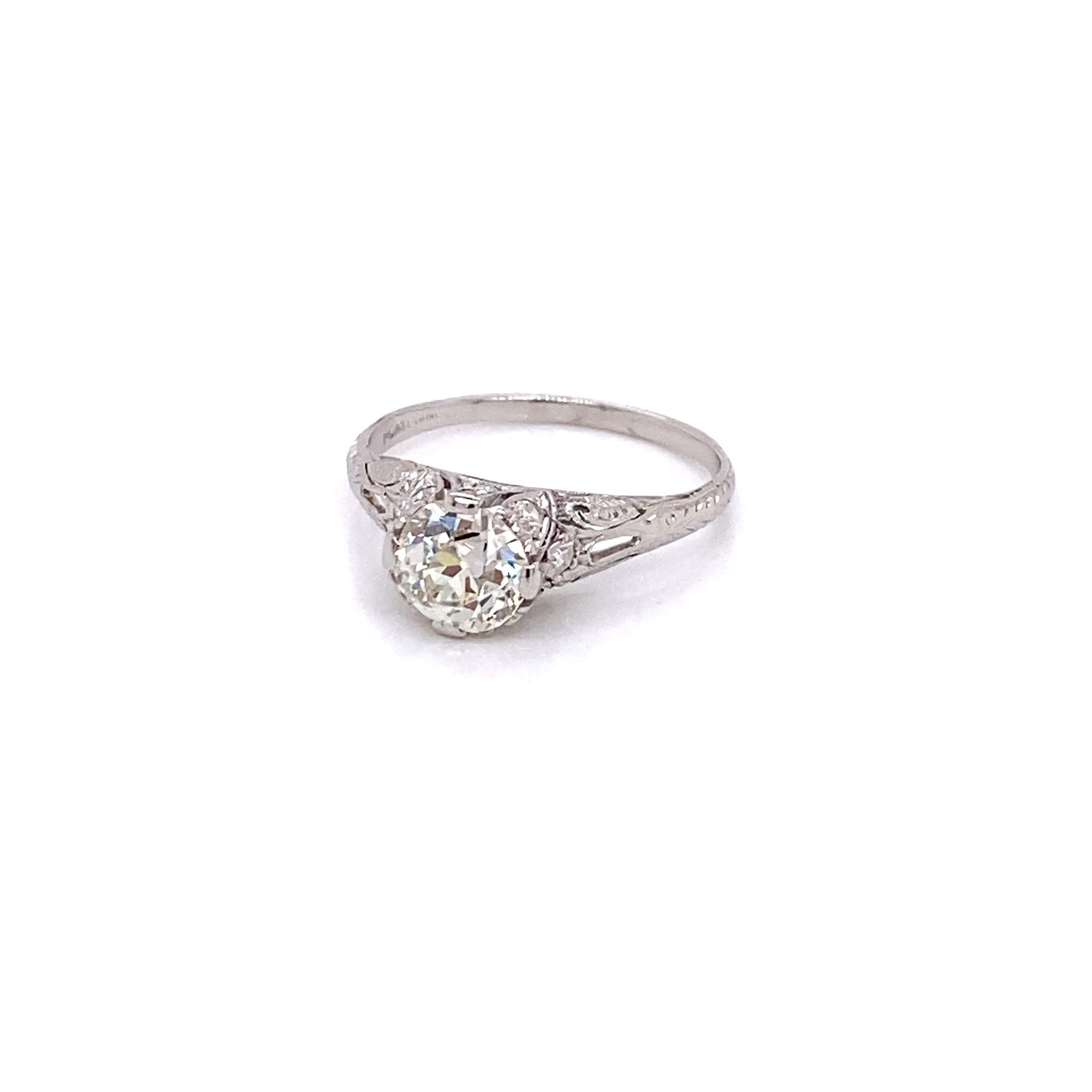 Vintage Platinum Art Deco Diamond Engagement Filigree Ring 1.31 Carat For Sale 2