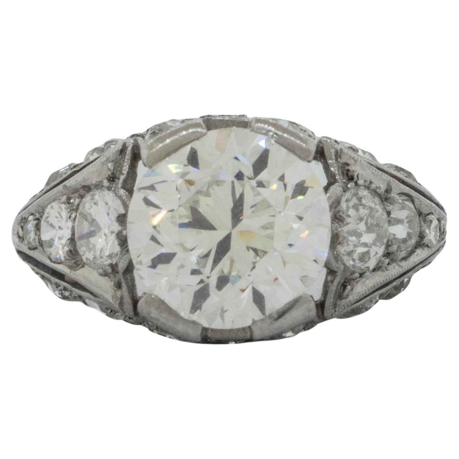 Vintage Platinum Art Deco Diamond Ring with 2.50 carats European Cut Diamond For Sale