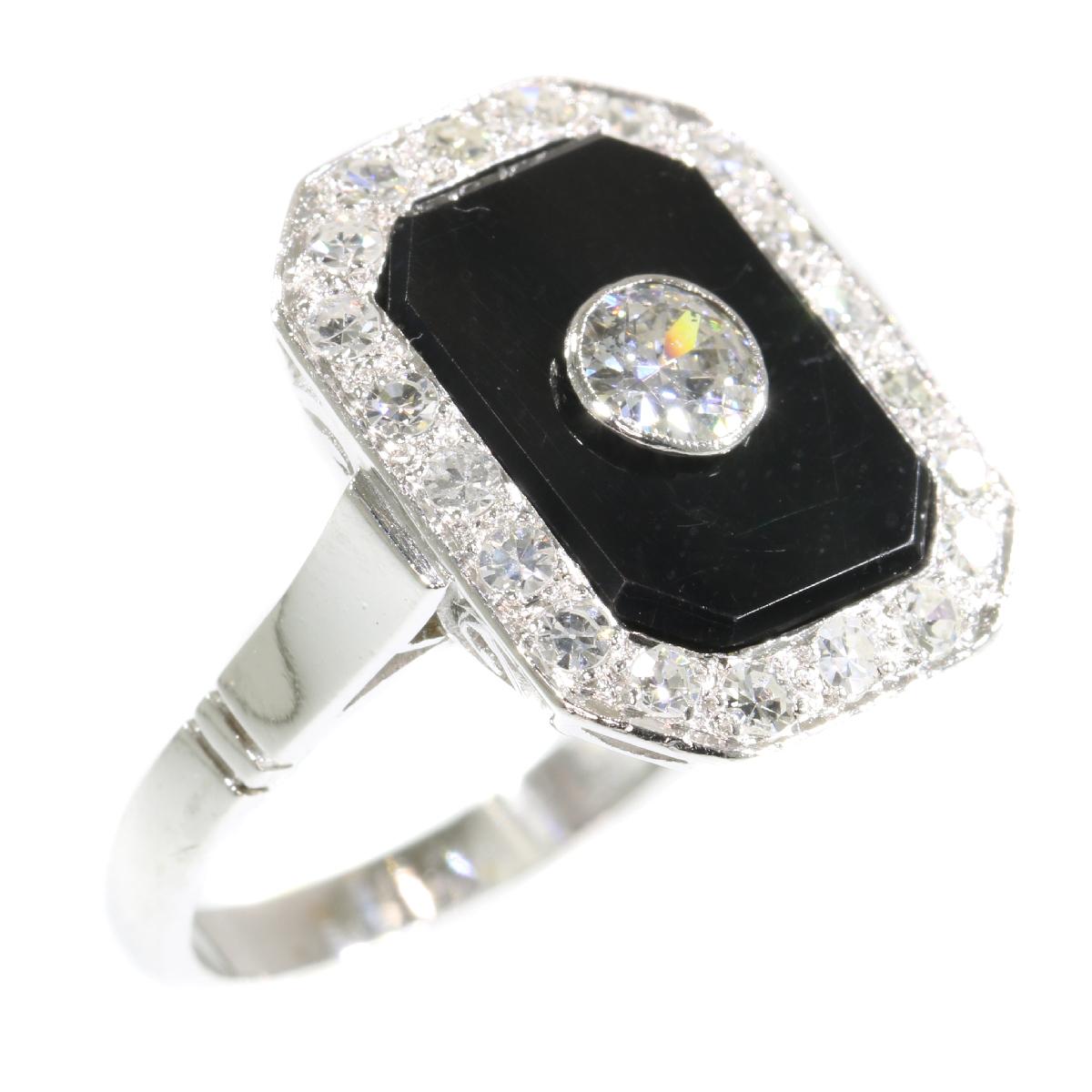 Women's or Men's Vintage Platinum Art Deco Style Diamond and Onyx Ring from the 1950s