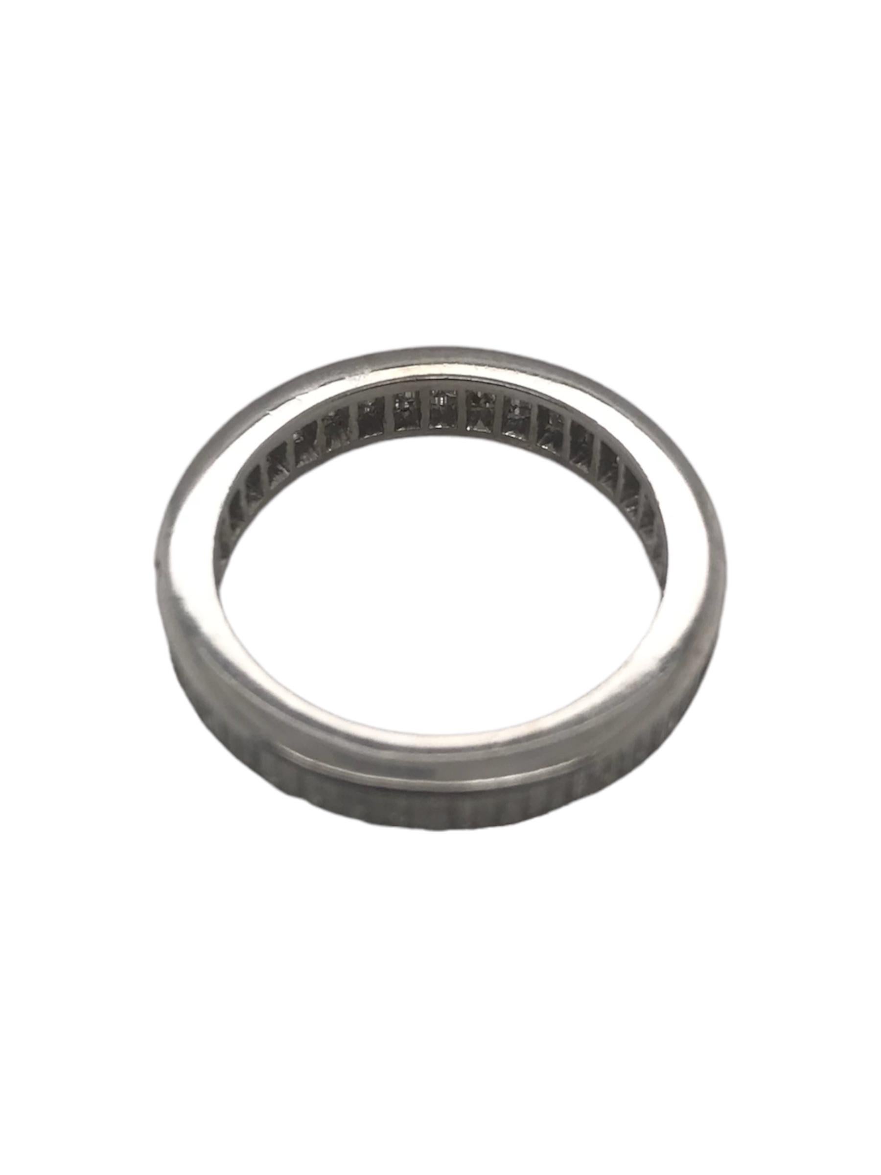 Vintage Platinum Baguette Cut Diamond Eternity Band Size 5.75 For Sale 4