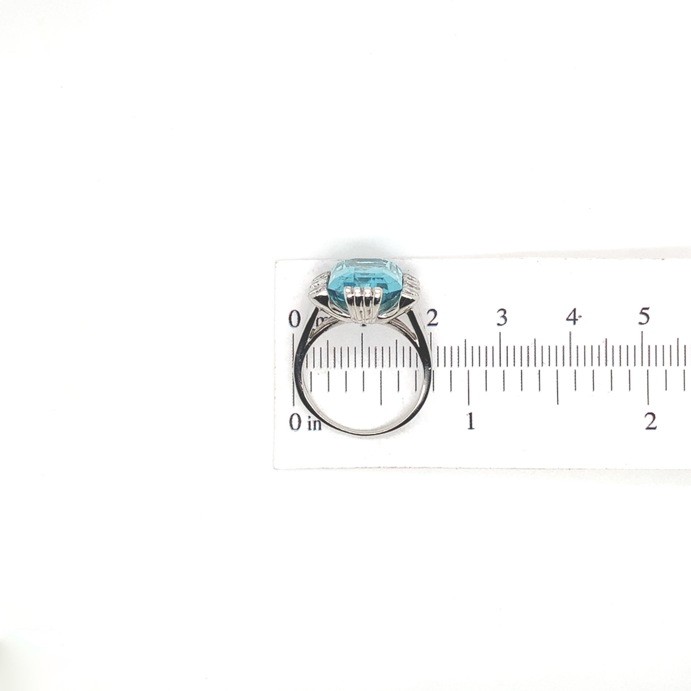 Vintage Platinum Blue Zircon and Diamond Ring size 6.5 5