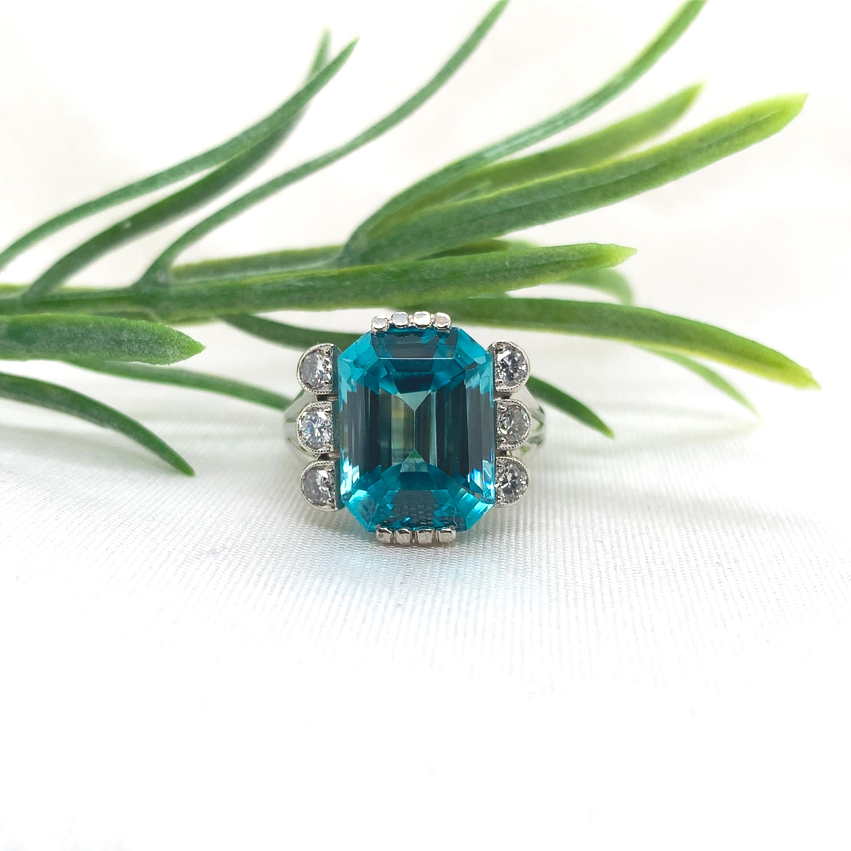 Vintage Platinum Blue Zircon and Diamond Ring size 6.5 1