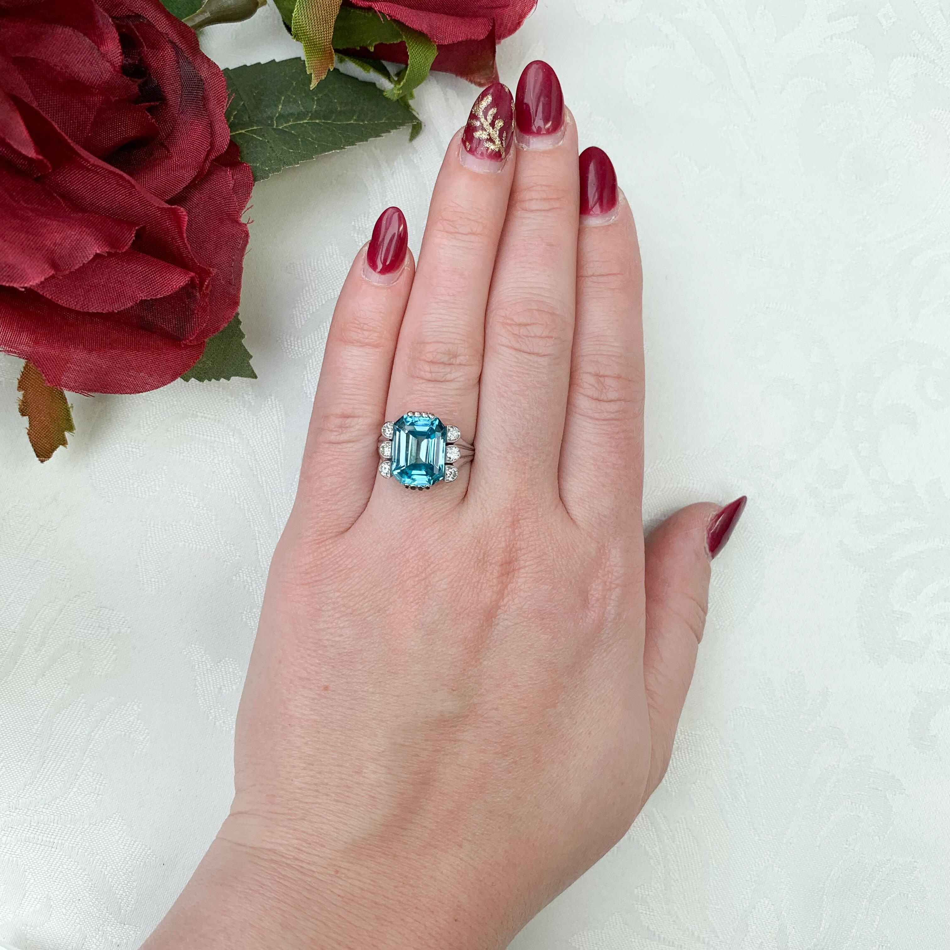 Vintage Platinum Blue Zircon and Diamond Ring size 6.5 2