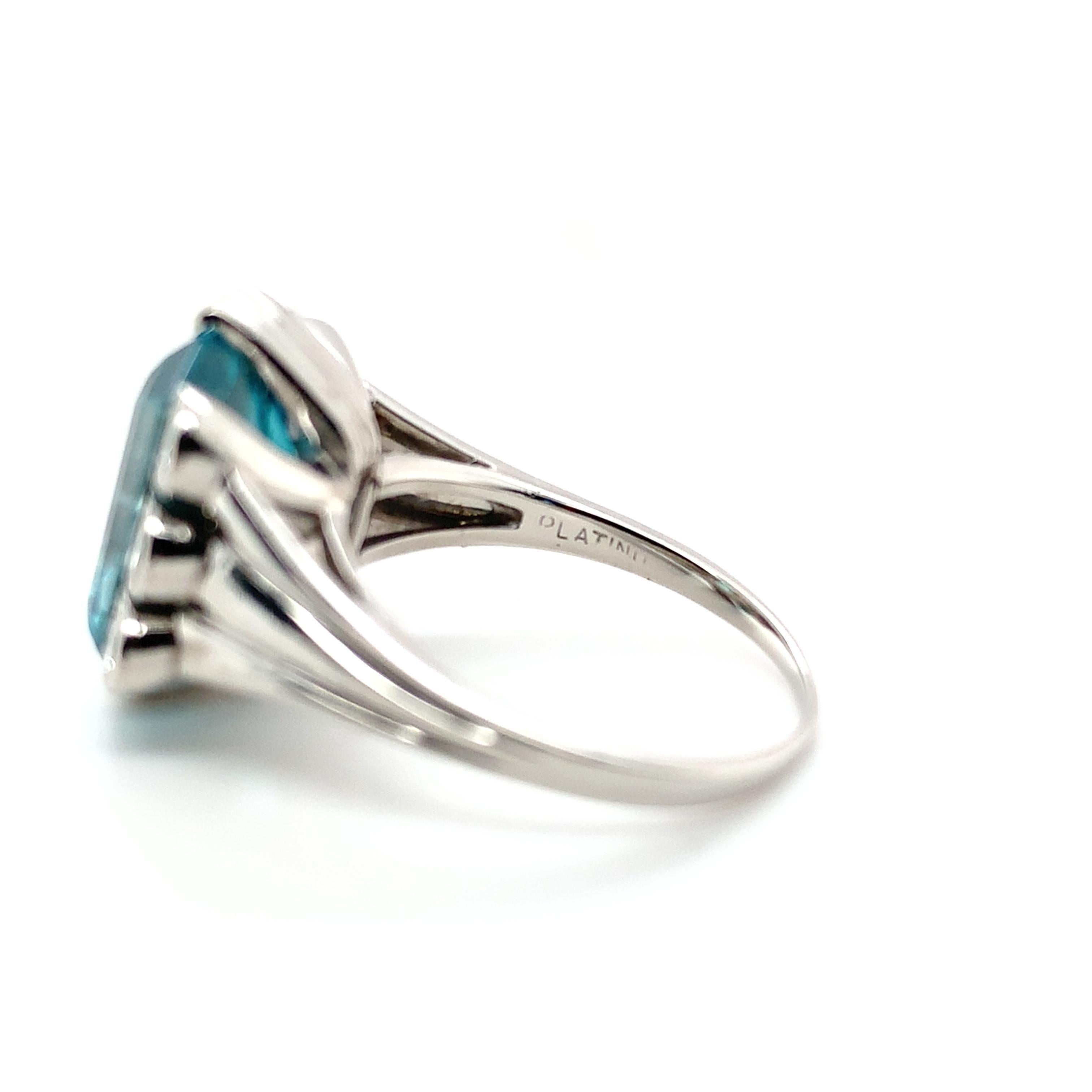 Vintage Platinum Blue Zircon and Diamond Ring size 6.5 4