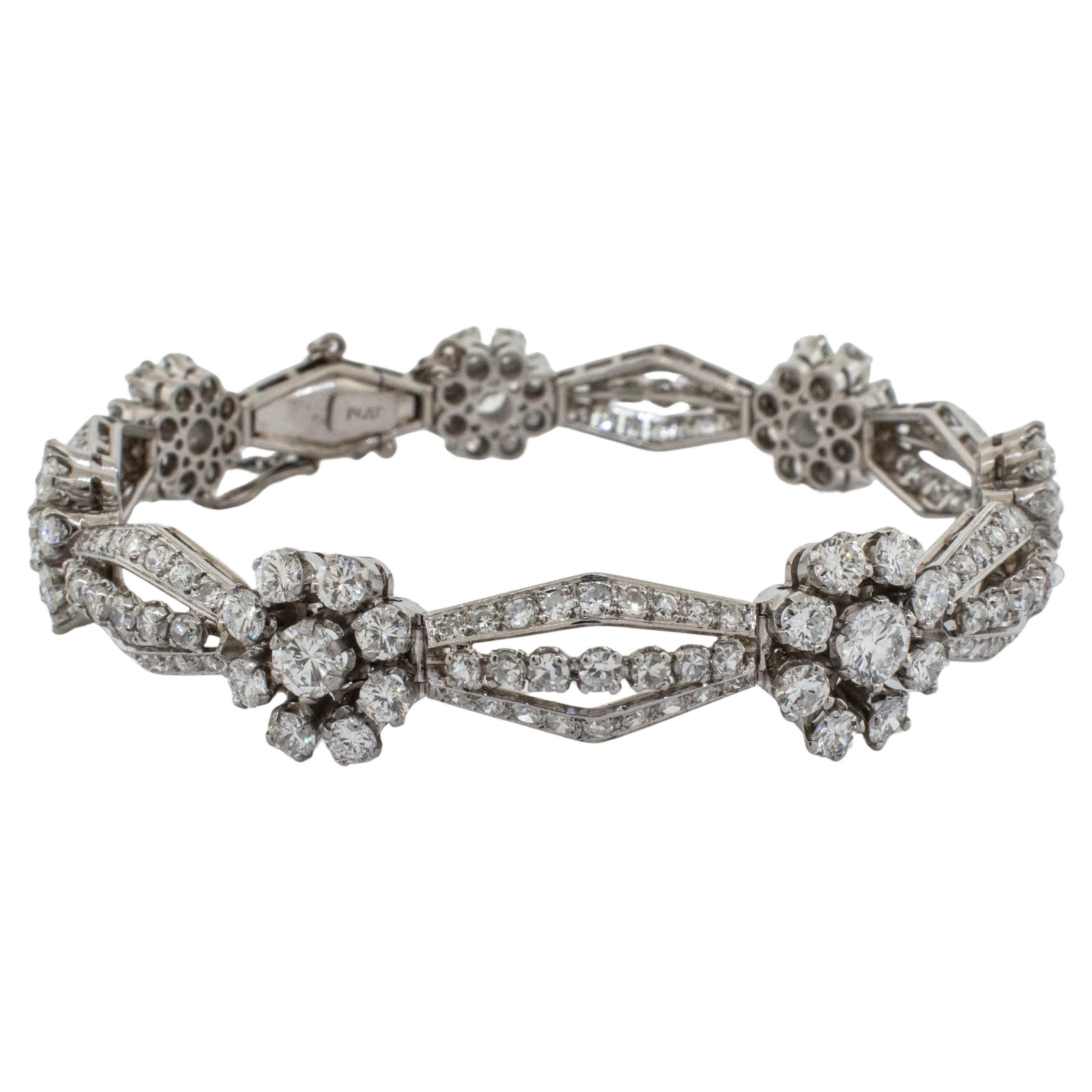 Vintage Platinum Bracelet with 9 carats of Diamonds