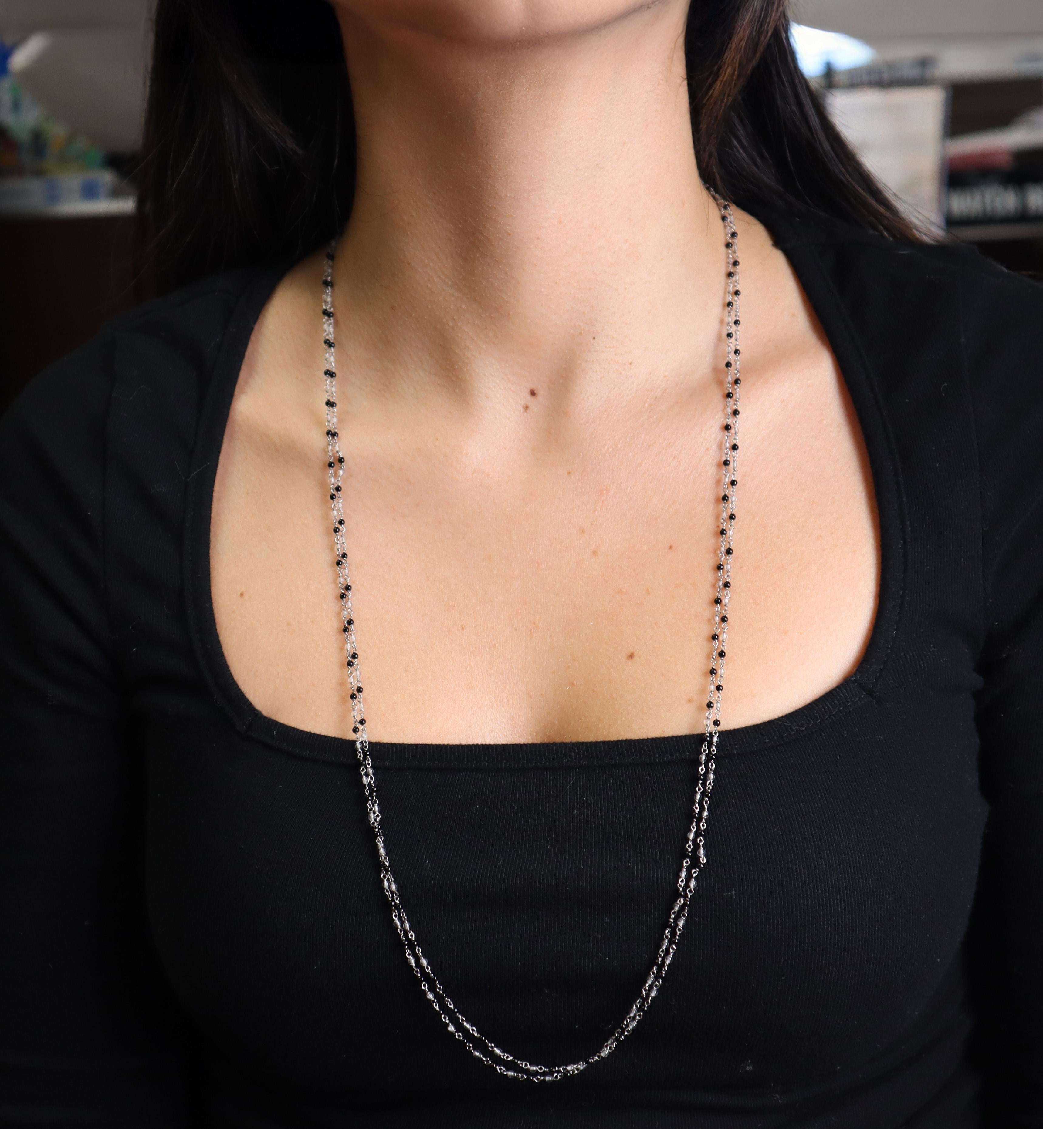 Perlina Vintage Platinum Chain with Onyx and Rock Crystal 59 inches in vendita