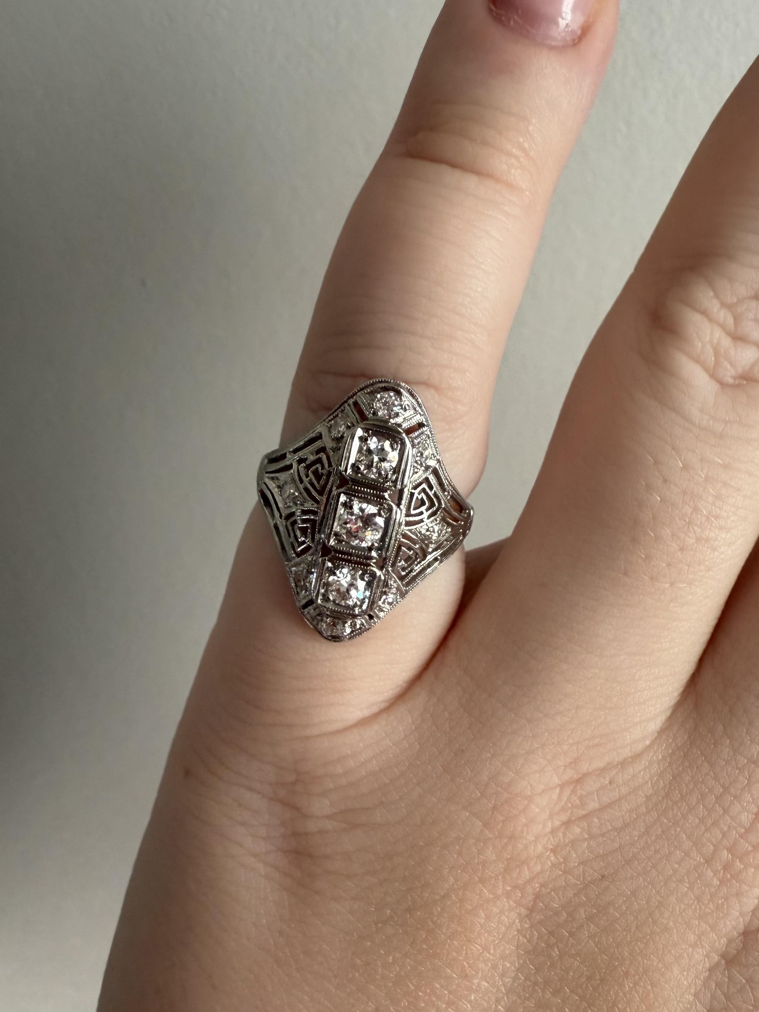 Vintage Platin Diamant Cocktail Ring (Art déco) im Angebot