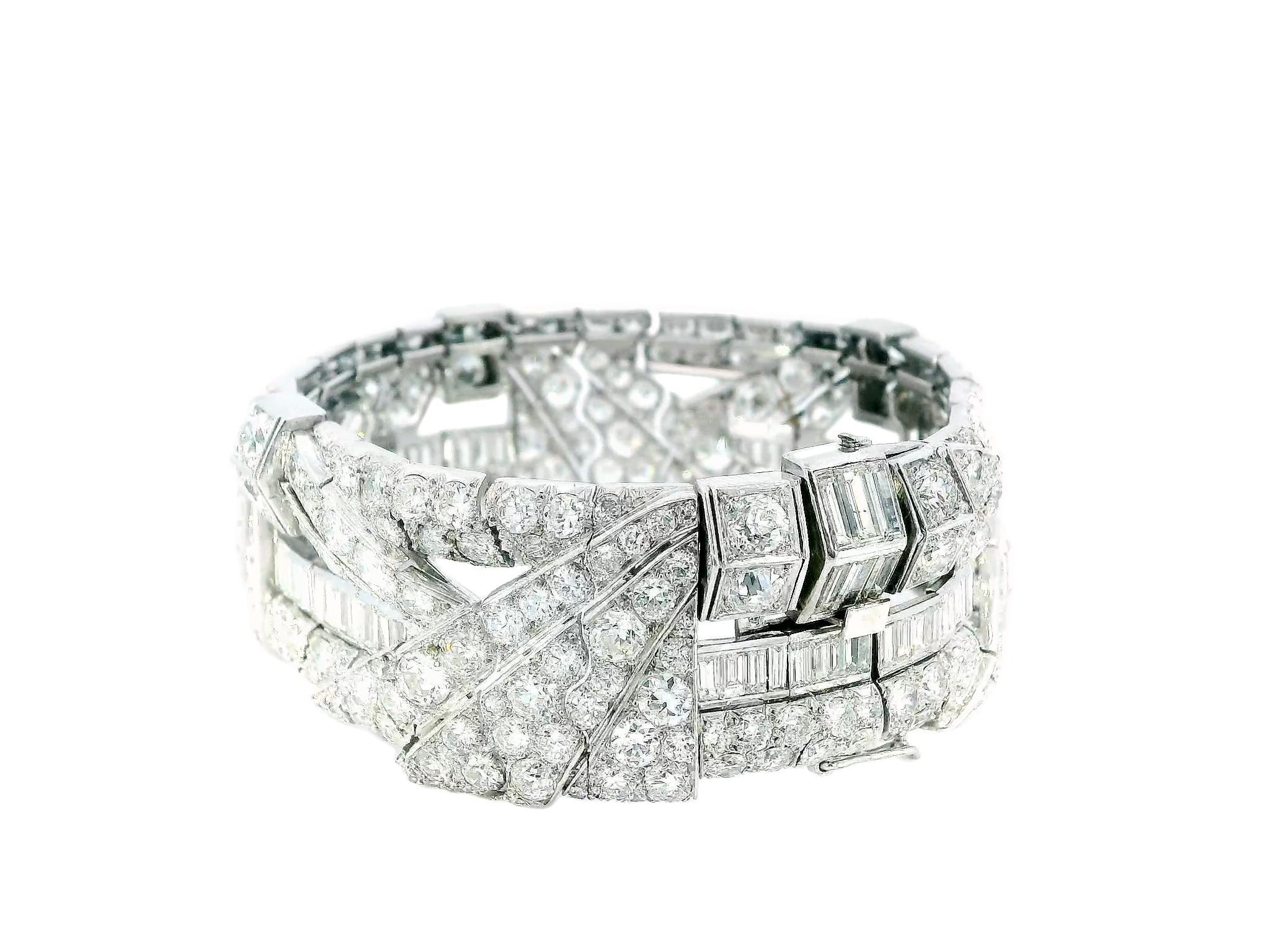 Women's or Men's Vintage Platinum & Diamond French Retro Bracelet For Sale