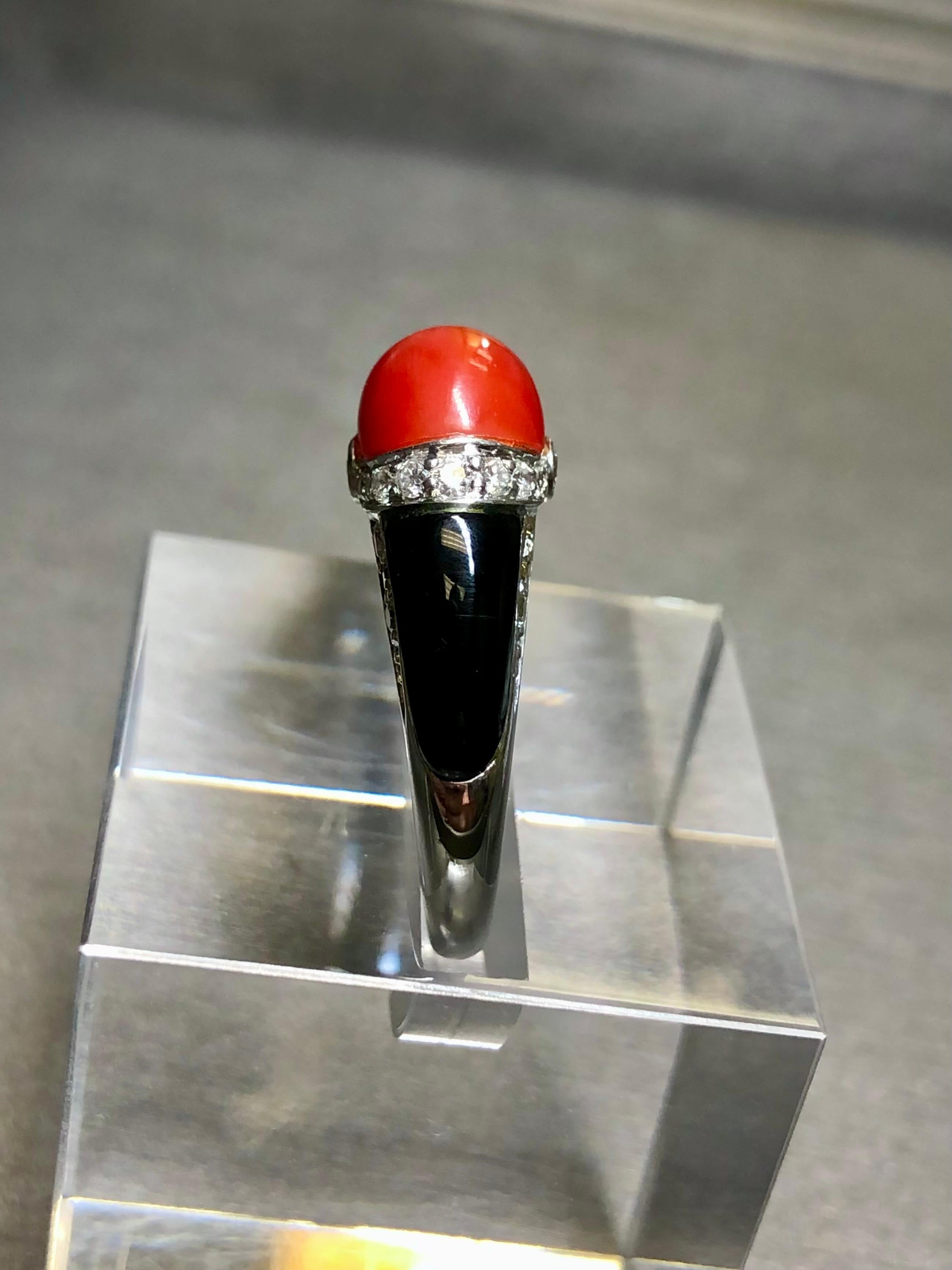 Vintage Platino Diamante Coral Rojo Cabujón Onyx Tallado Anillo G Vs Sz 9 en Excelente estado para la venta en Winter Springs, FL
