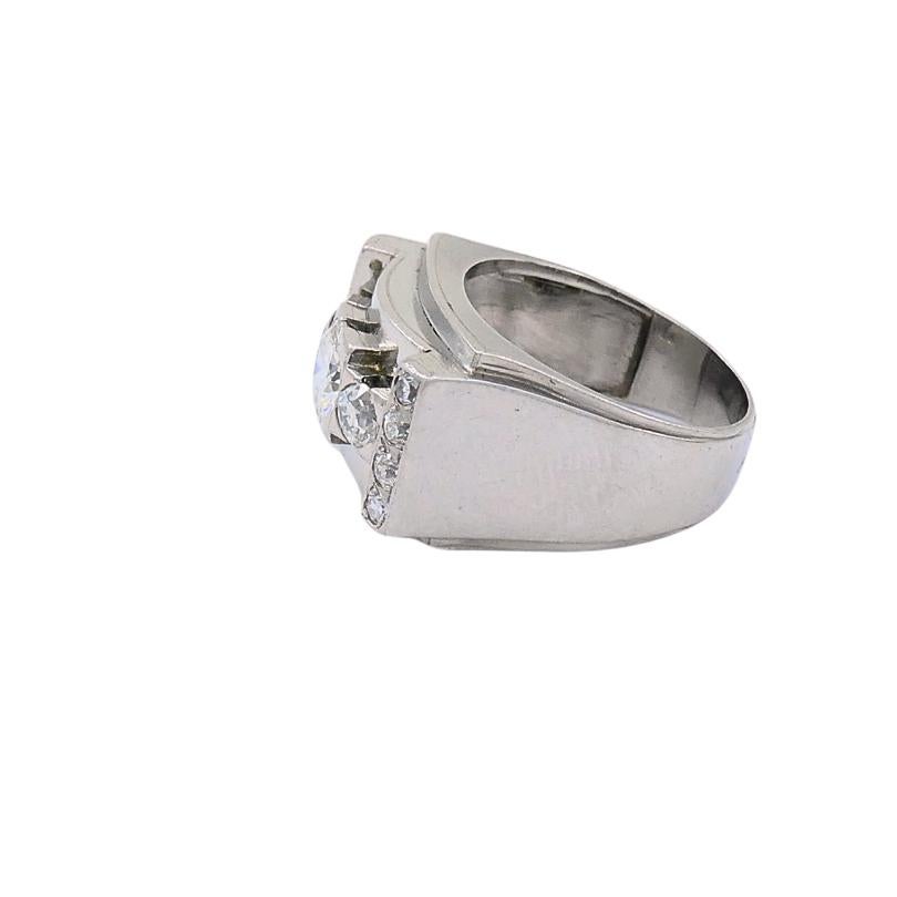 Vintage Platinum Diamond Ring Tank Design In Excellent Condition For Sale In Beverly Hills, CA