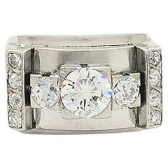 Anillo vintage de platino y diamantes con diseño de tanque