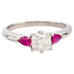 Bague vintage en platine diamant rubis