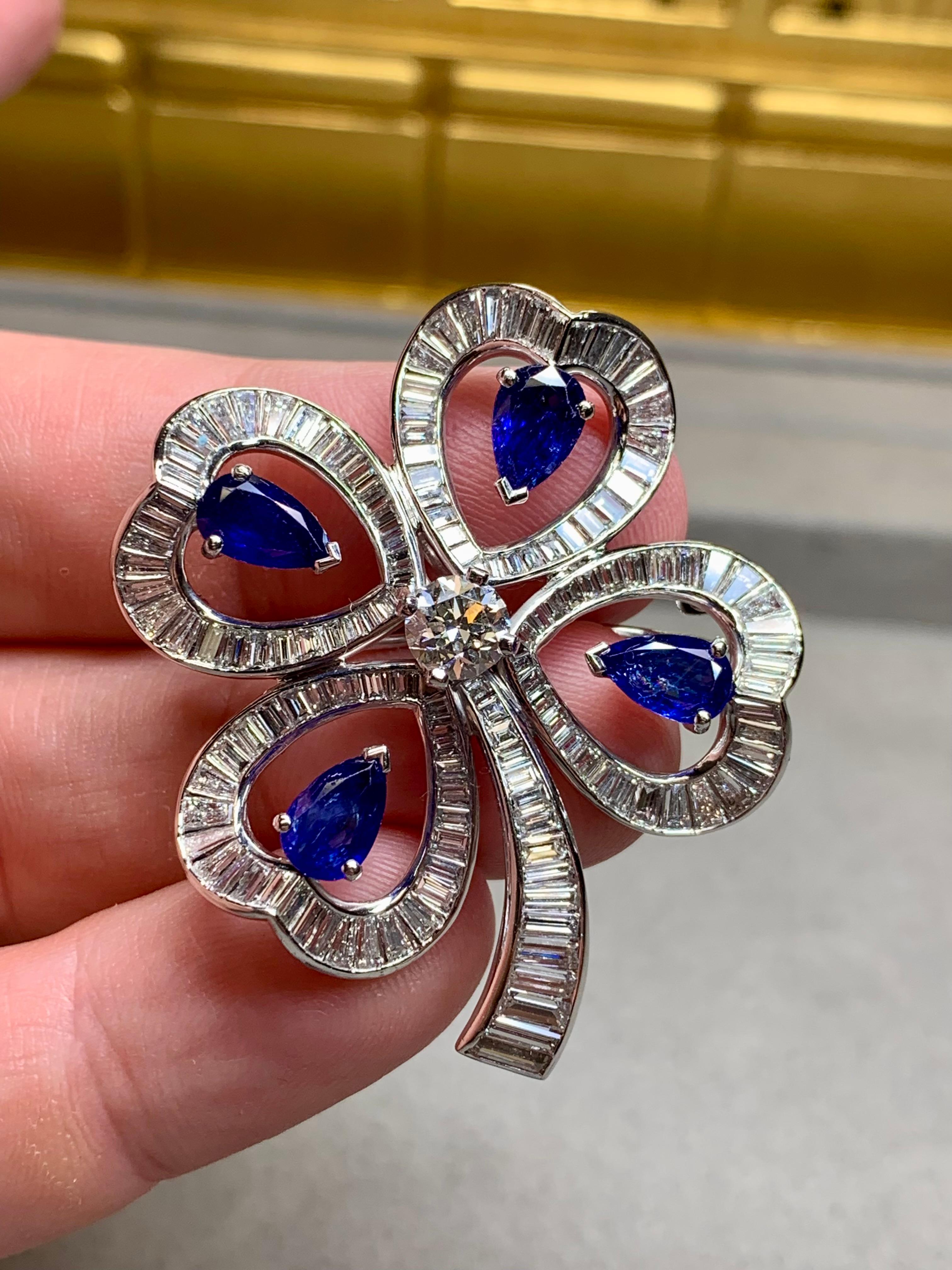 Vintage Platinum Diamond Sapphire Clover Brooch Pendant BURMA No Heat GIA 12.40c In Good Condition For Sale In Winter Springs, FL