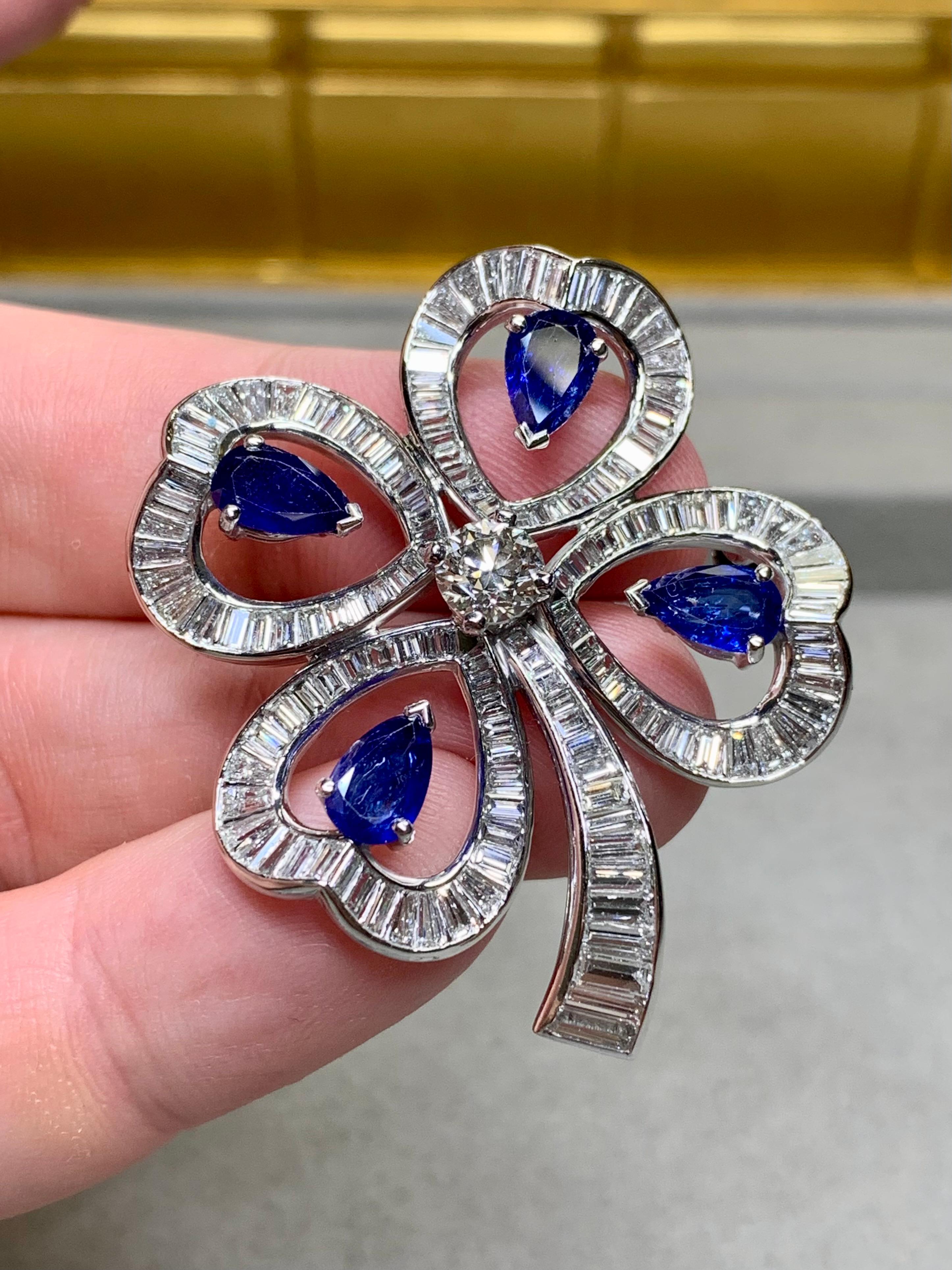 Women's or Men's Vintage Platinum Diamond Sapphire Clover Brooch Pendant BURMA No Heat GIA 12.40c For Sale
