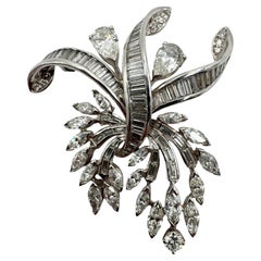 Broche vintage de platino y diamantes