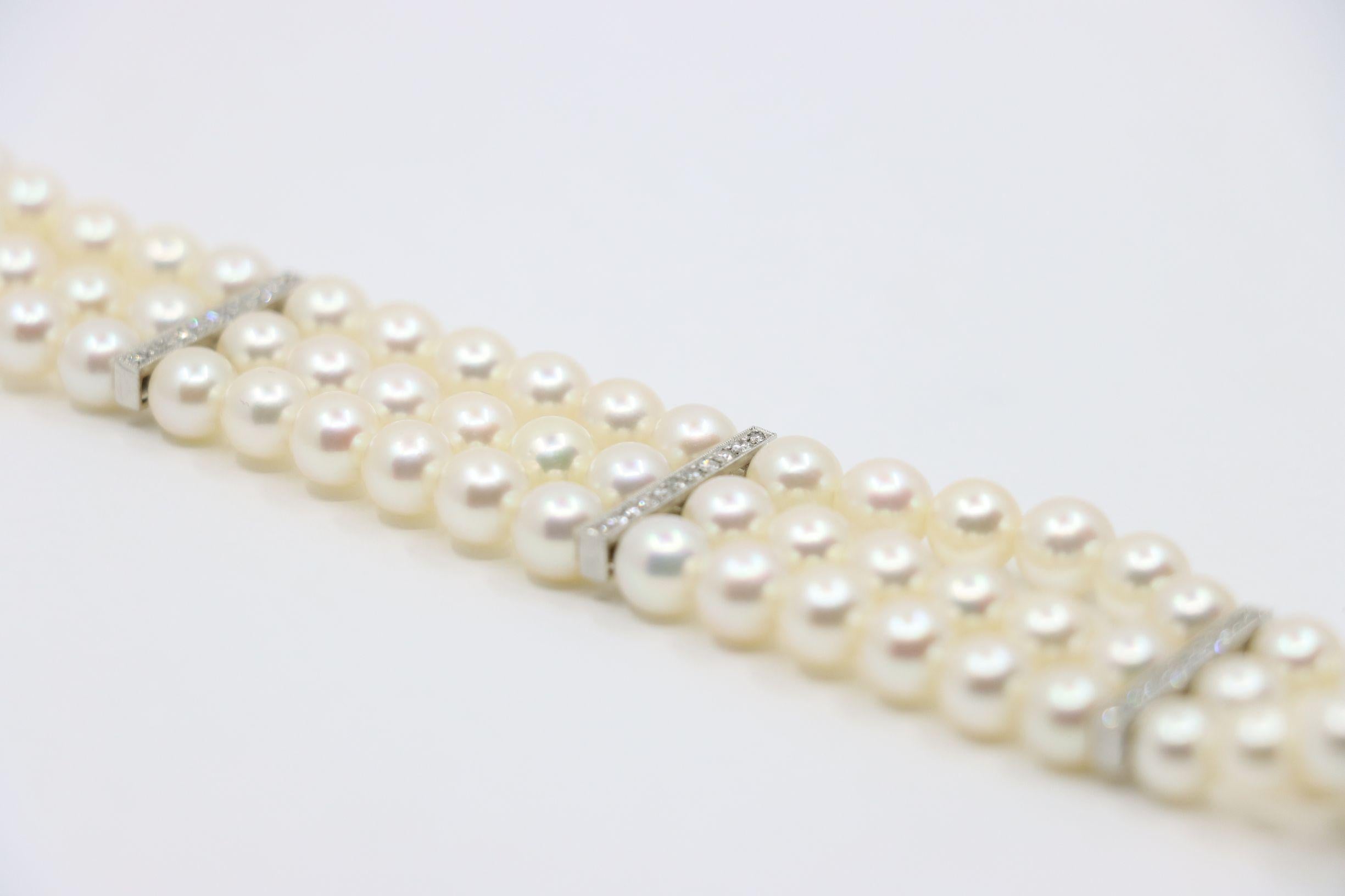 Bracciale vintage in platino e diamanti con onde di perle a più fili in vendita 6