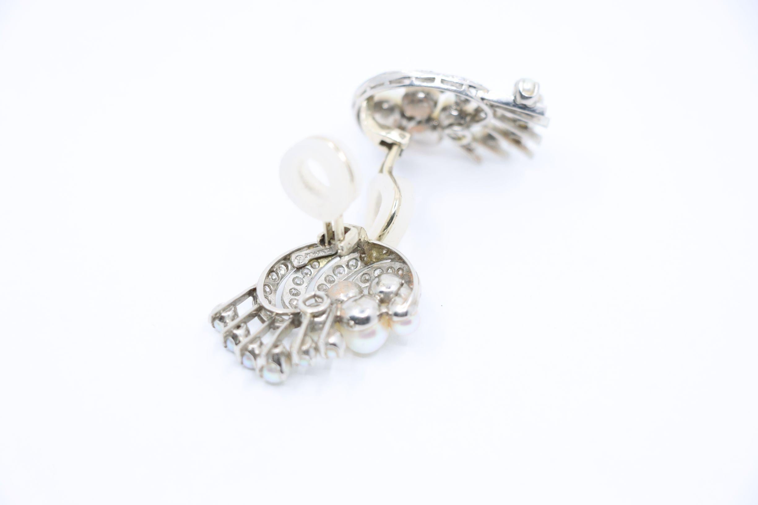 Pendientes vintage de platino y diamantes Olas de perlas en venta 5