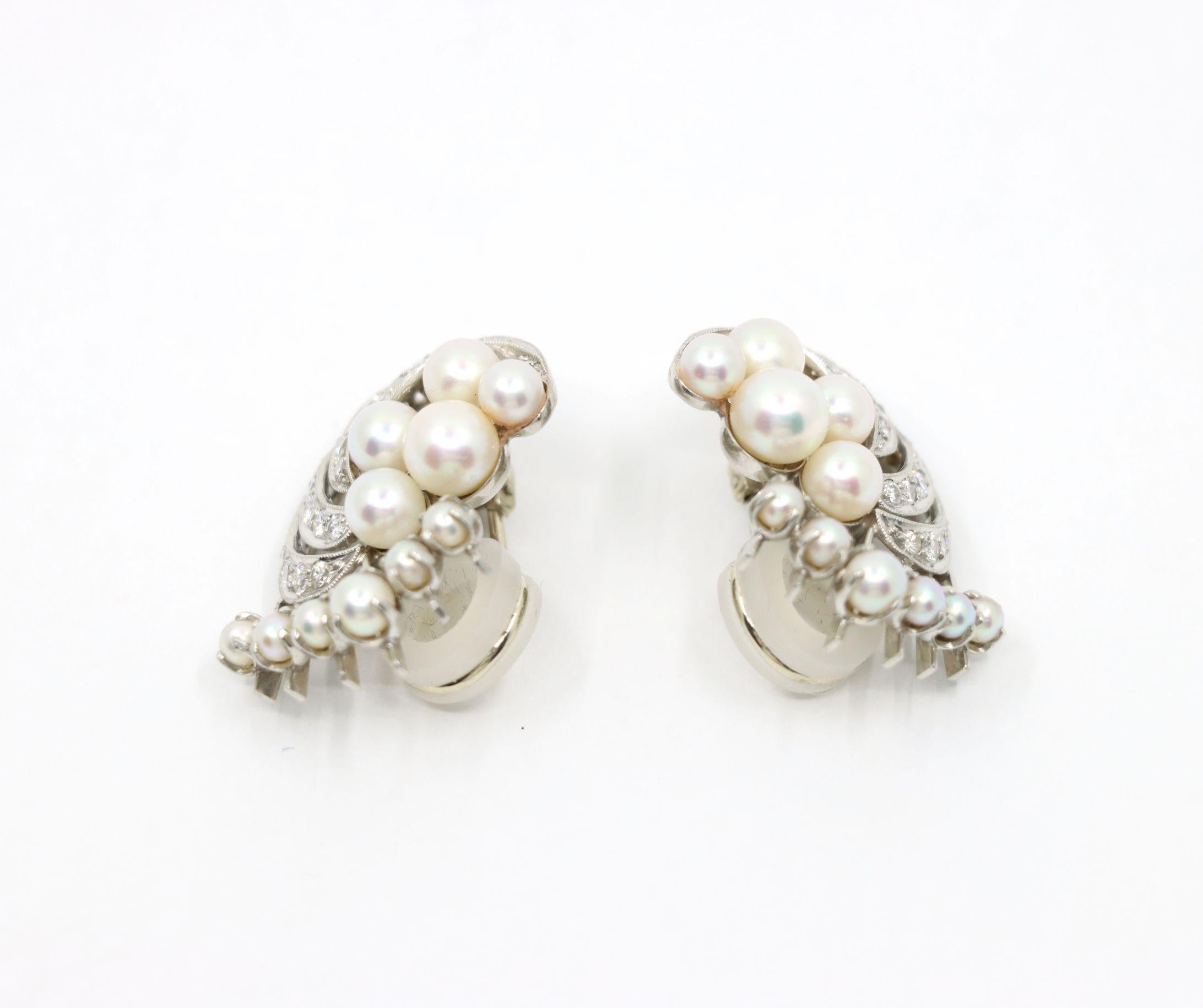 Pendientes vintage de platino y diamantes Olas de perlas en venta 8