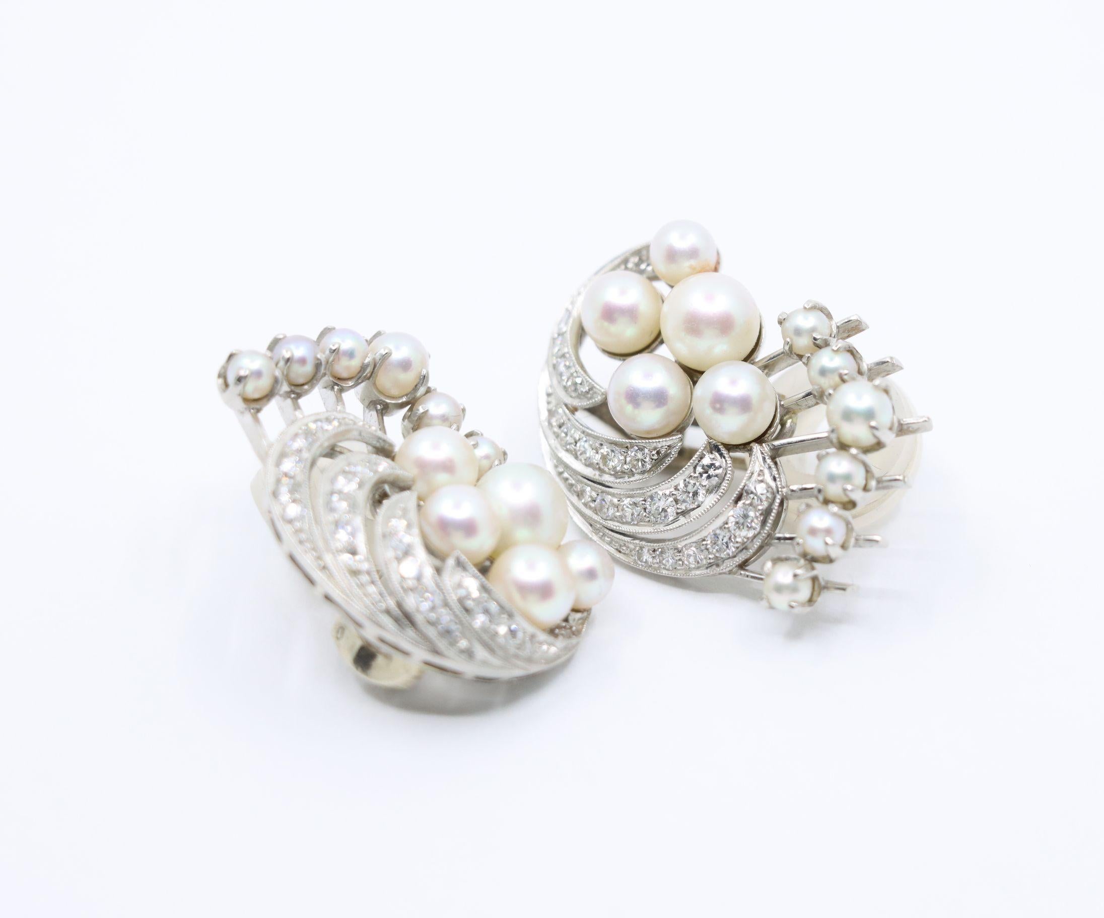 Pendientes vintage de platino y diamantes Olas de perlas en venta 2