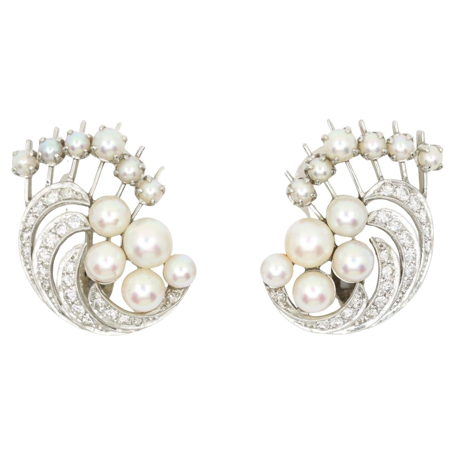 Pendientes vintage de platino y diamantes Olas de perlas en venta